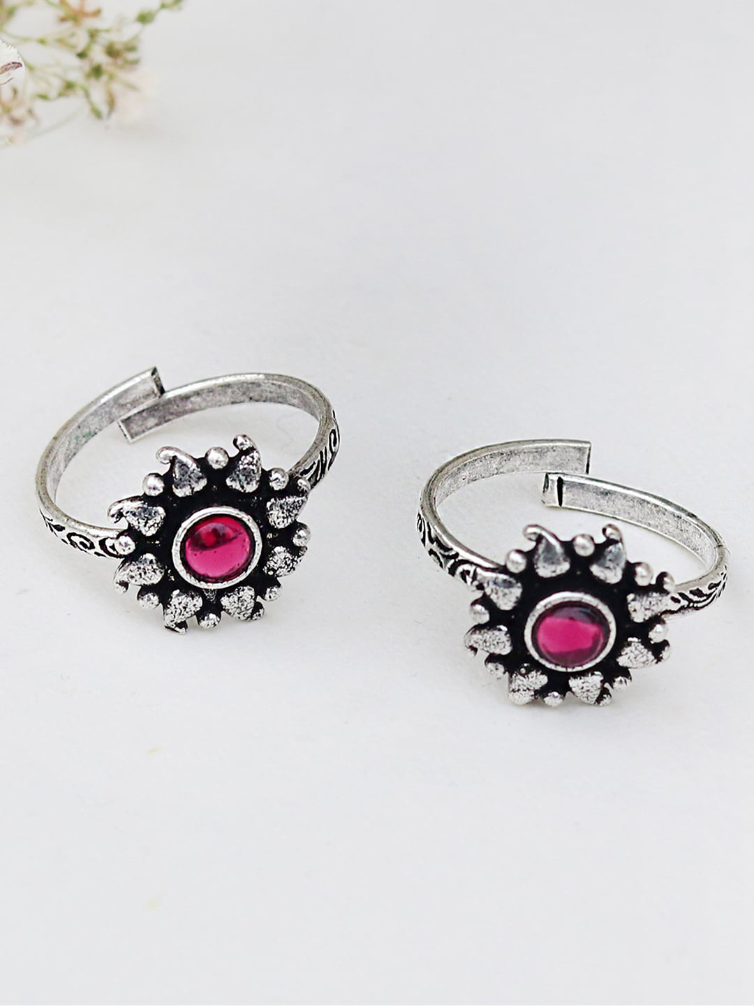 TEEJH Pink & Silver Set of 2 Miraya Stone Oxidised Toe Rings