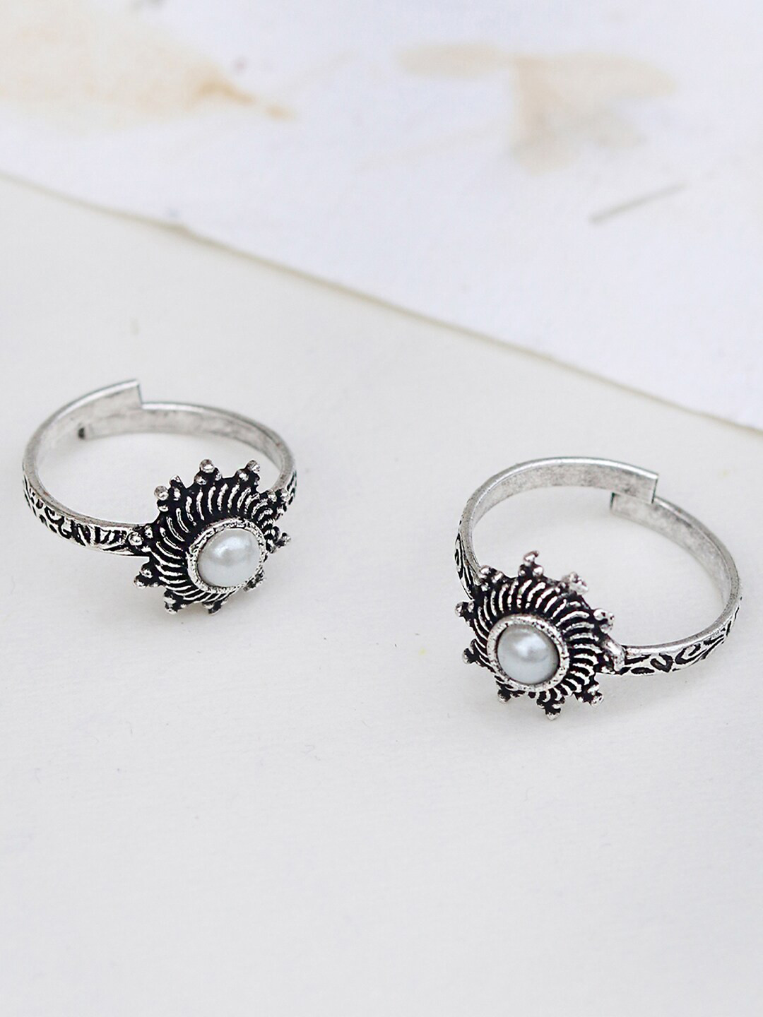 TEEJH Set Of 2 Oxidised Silver-Plated White Bead-Studded Toe Rings