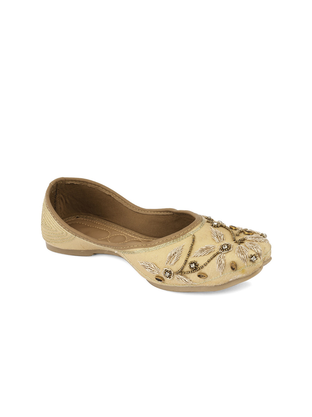DESI COLOUR Women Gold-Toned & Beige Embellished Leather Mojaris