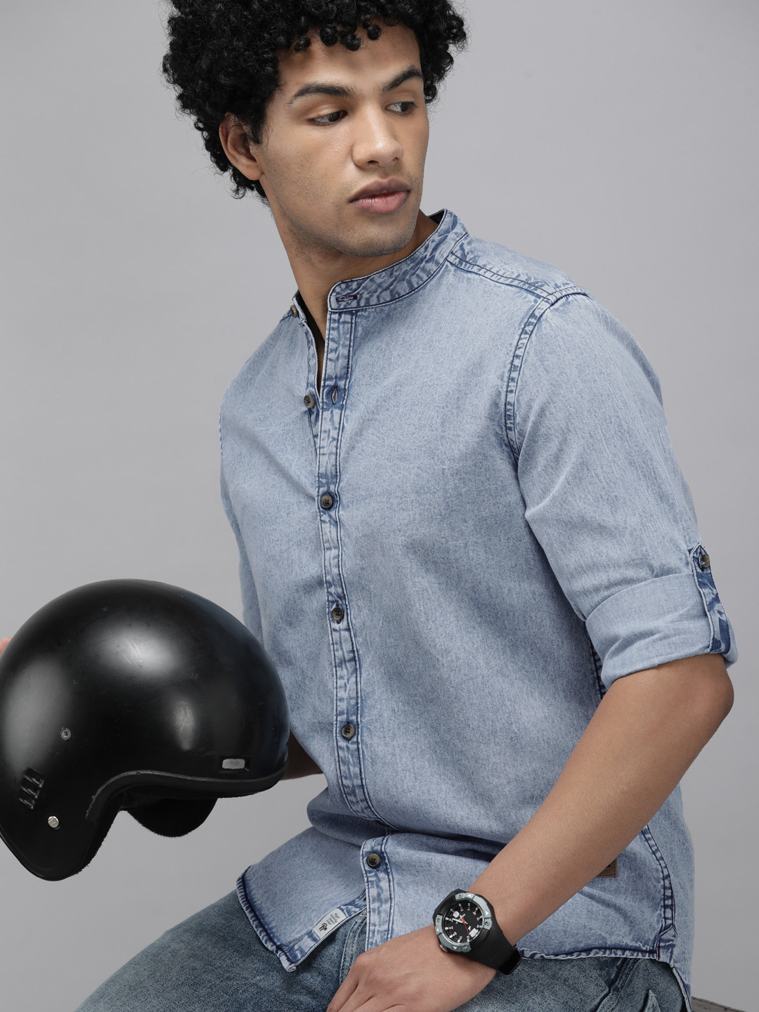 Roadster Men Blue Solid Cotton Denim Shirt