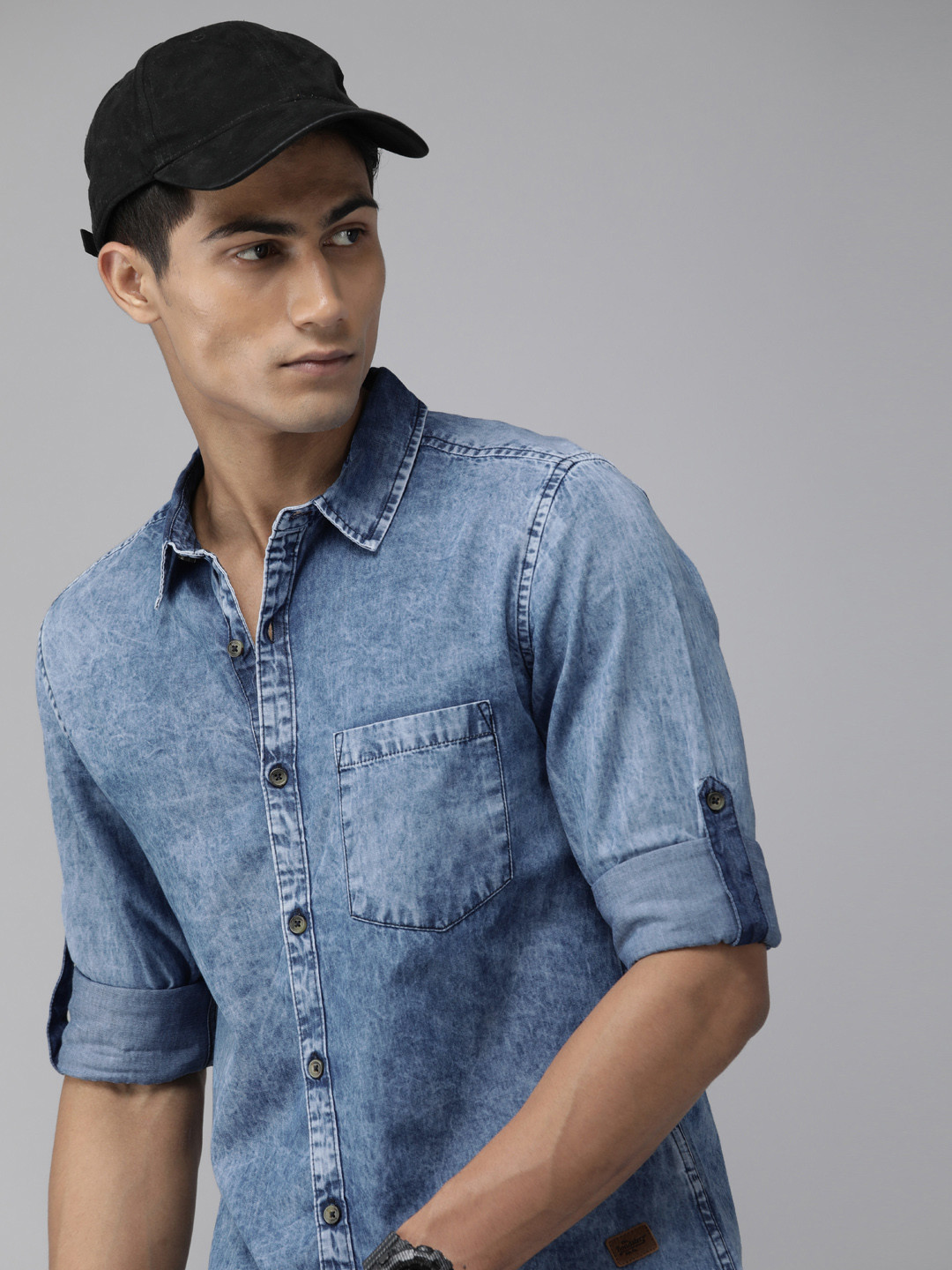 Roadster Men Blue Solid Washed Cotton Denim Shirt