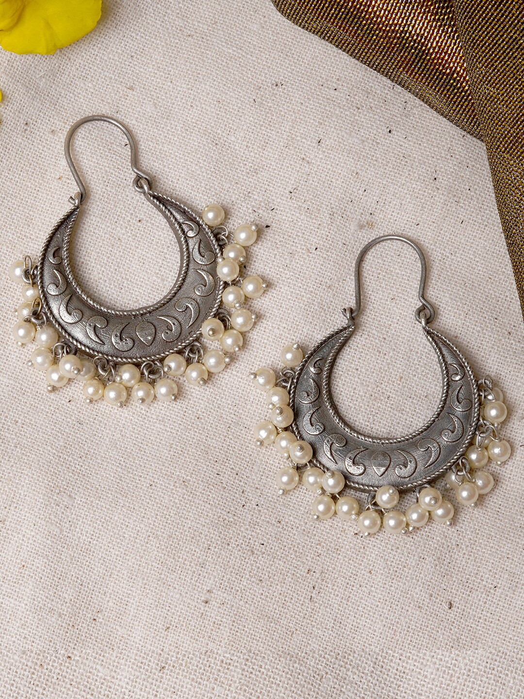TEEJH Silver-Plated Contemporary Studs Earrings