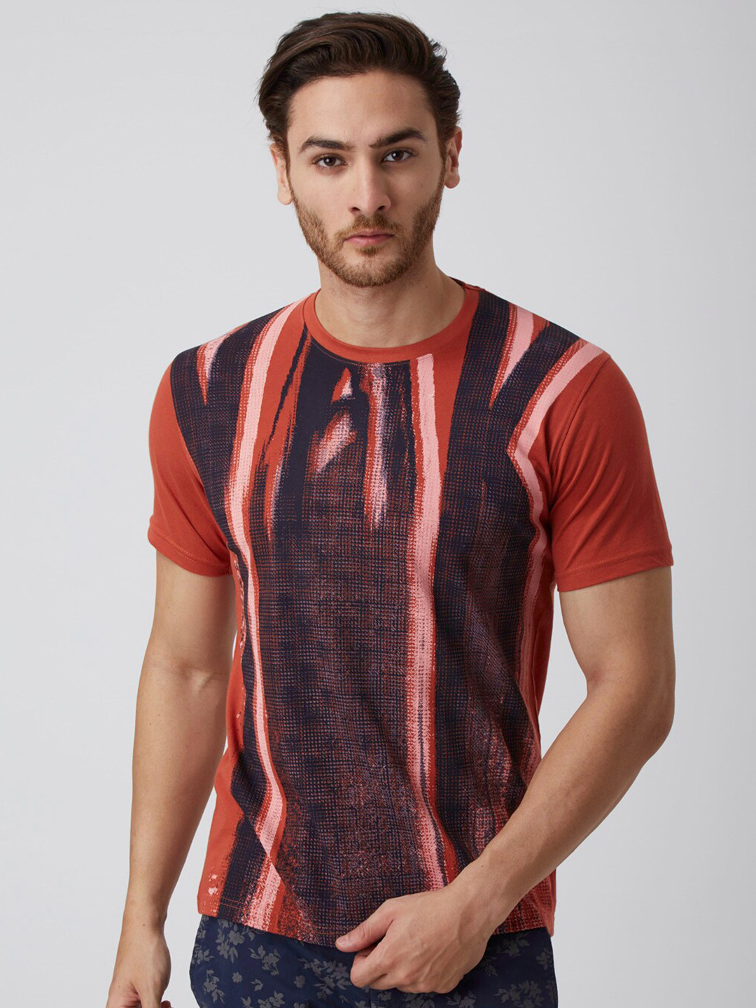 YAK Men Orange  Blue Abstract Printed  Slim Fit Pure Cotton T-shirt