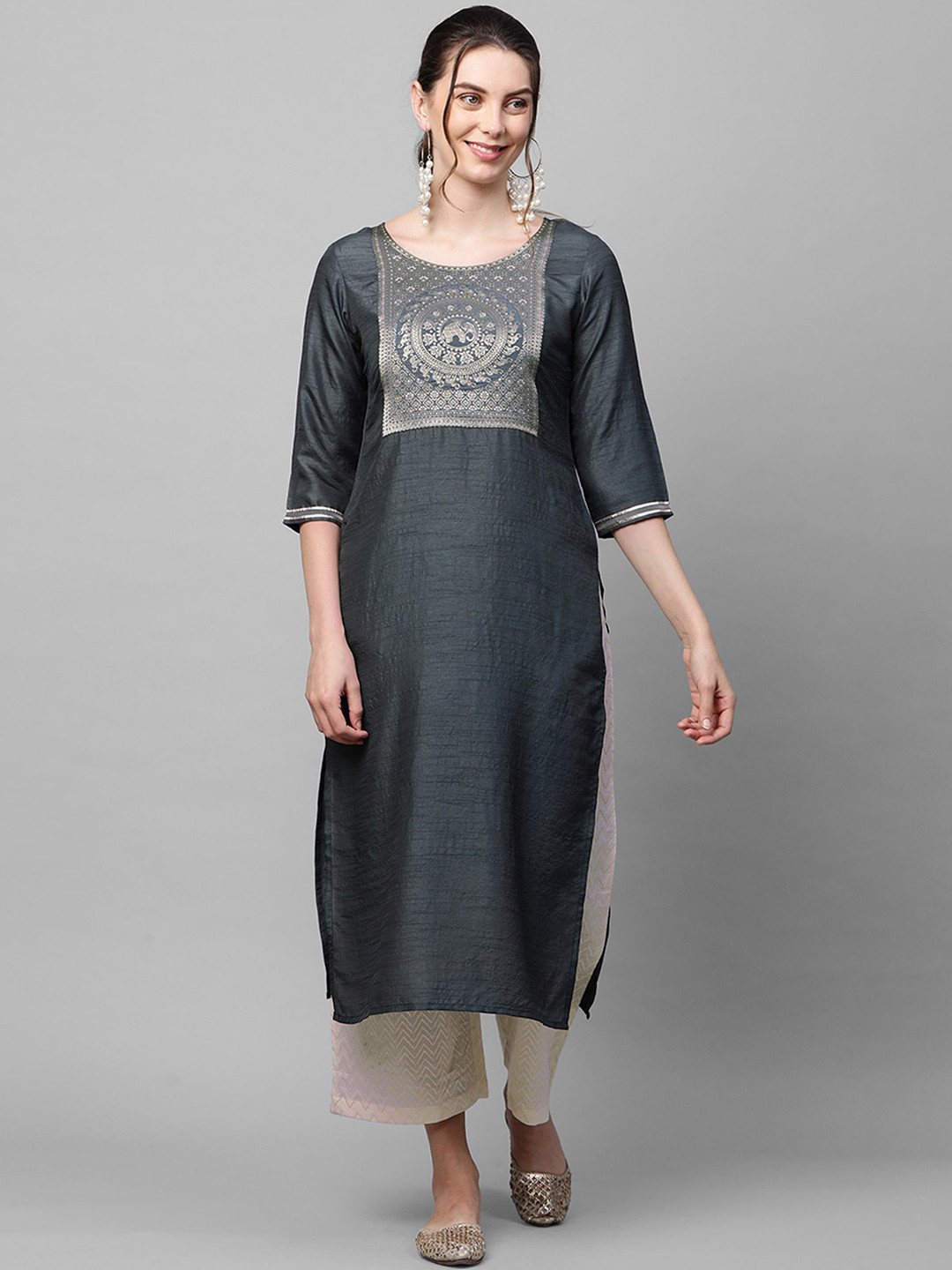 Indo Era Women Grey Yoke Design Thread Work Kurta