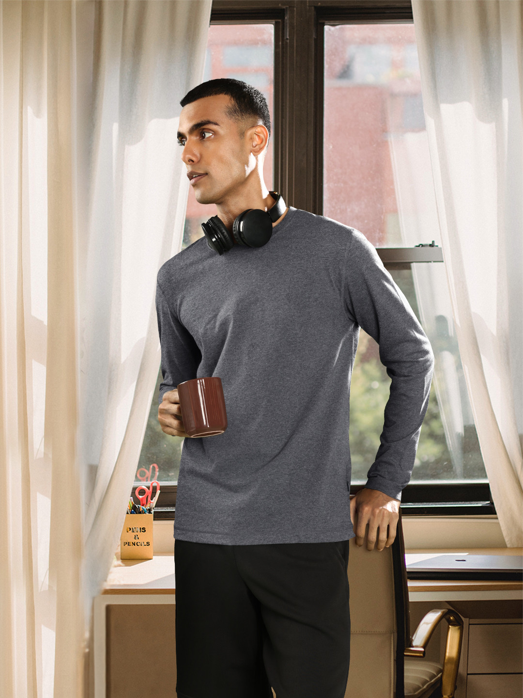 Van Heusen Innerwear Athleisure Men Solid Crew Neck Full Sleeve T-Shirt