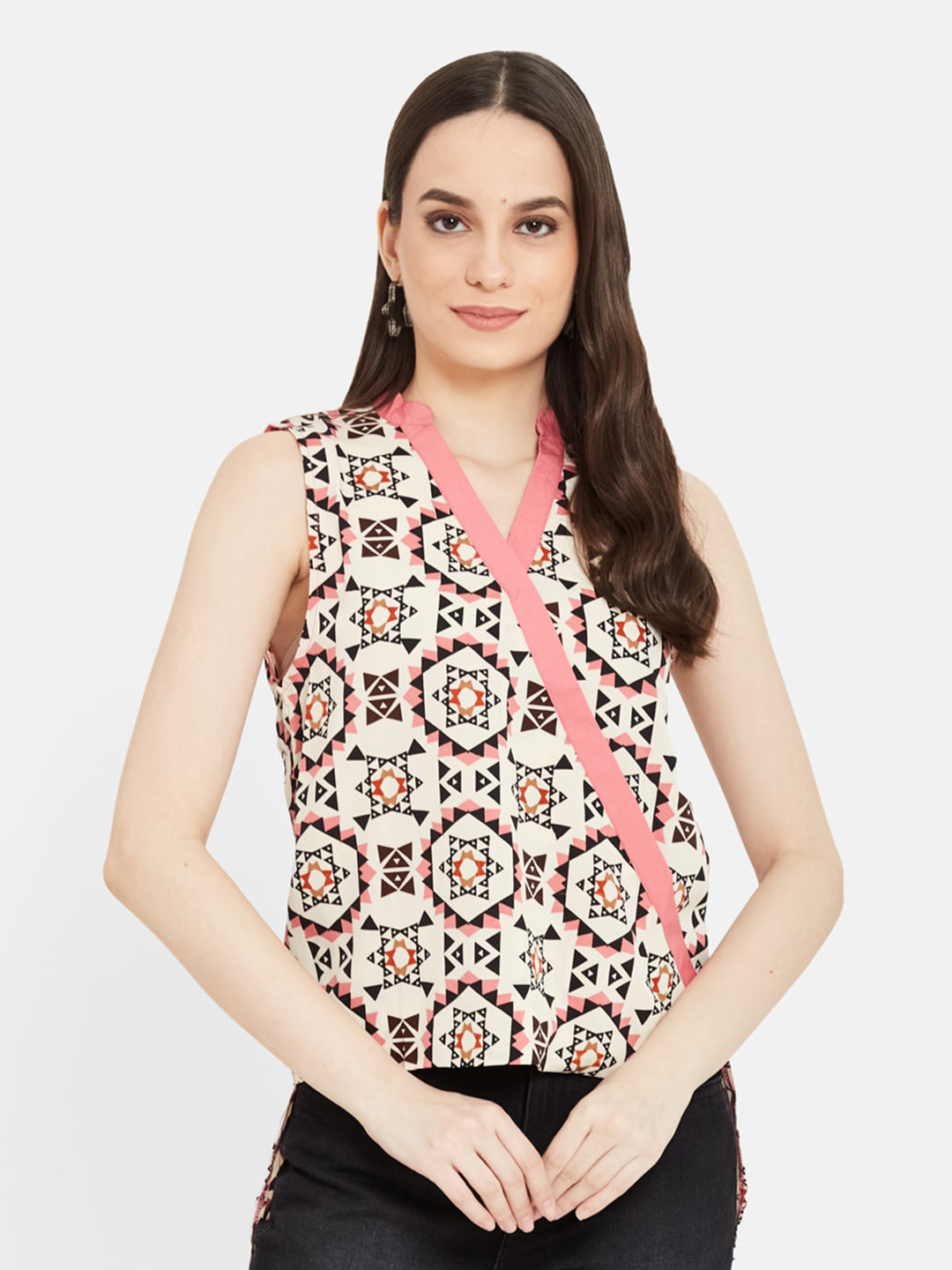 PURYS Cream-Coloured & Pink Geometric Crepe Wrap Top