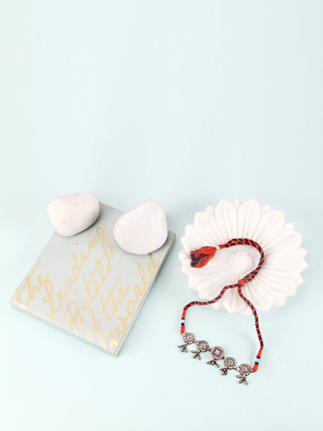 SANGEETA BOOCHRA Silver-Toned & Navy Blue Silver Necklace