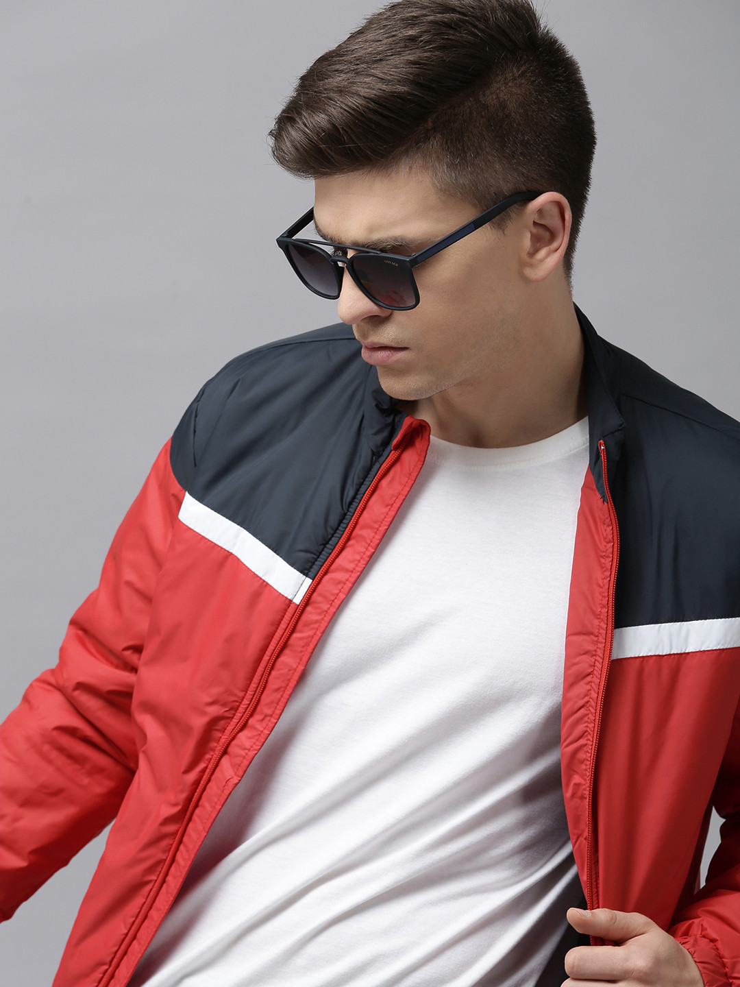 BEAT LONDON by PEPE JEANS Men Red & Navy Blue Colourblocked Lightweight Padded Jacket