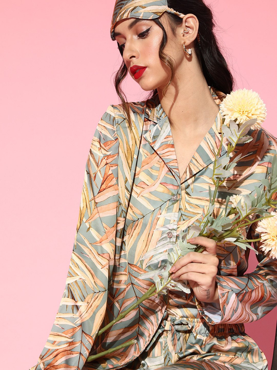 DRAPE IN VOGUE Women Gorgeous Green Floral Printed Night Suit