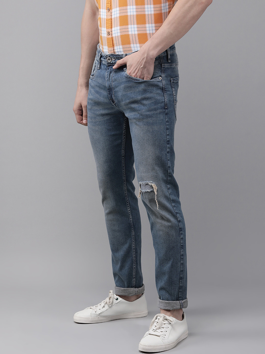 BEAT LONDON by PEPE JEANS Men Blue ALEX Tapered Vapour Fit Low-Rise Low Distress Jeans