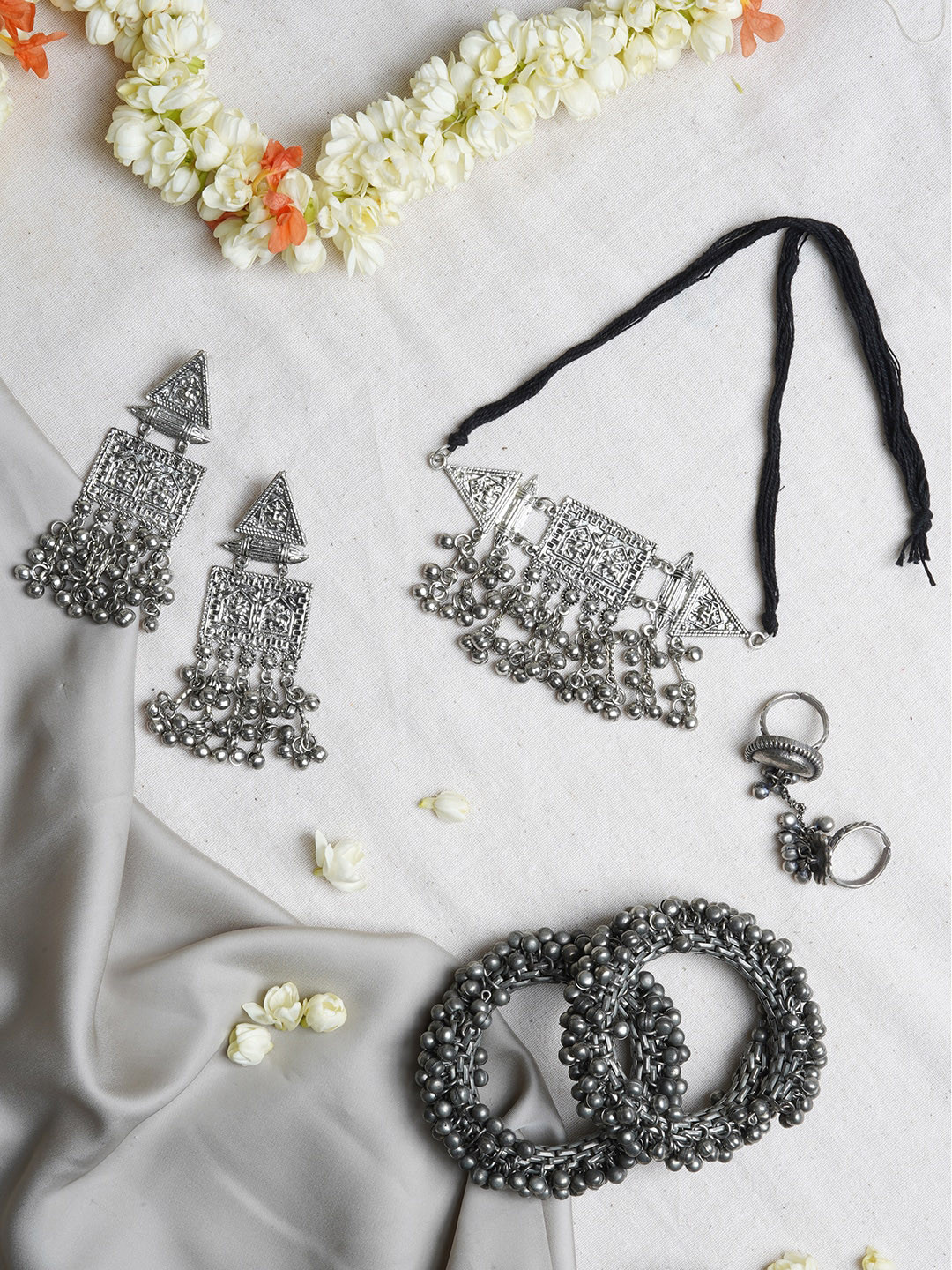 TEEJH Oxidised Silver-Plated Oxidised Jewellery Set