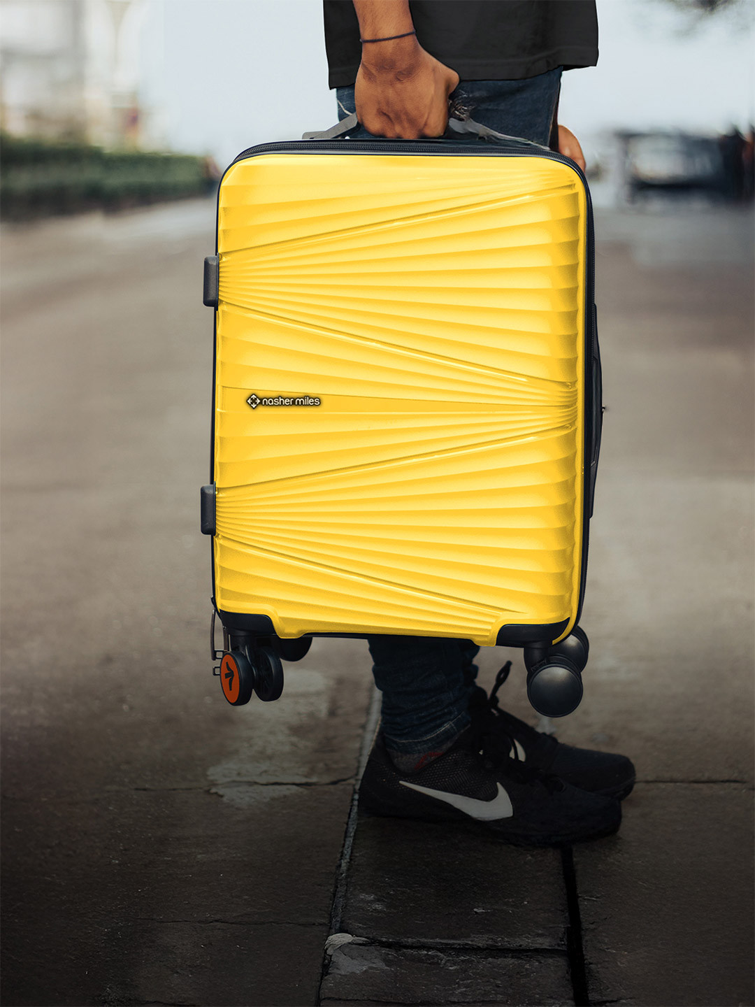 Nasher Miles Mumbai Solid Hard-Sided Large Trolley Suitcase