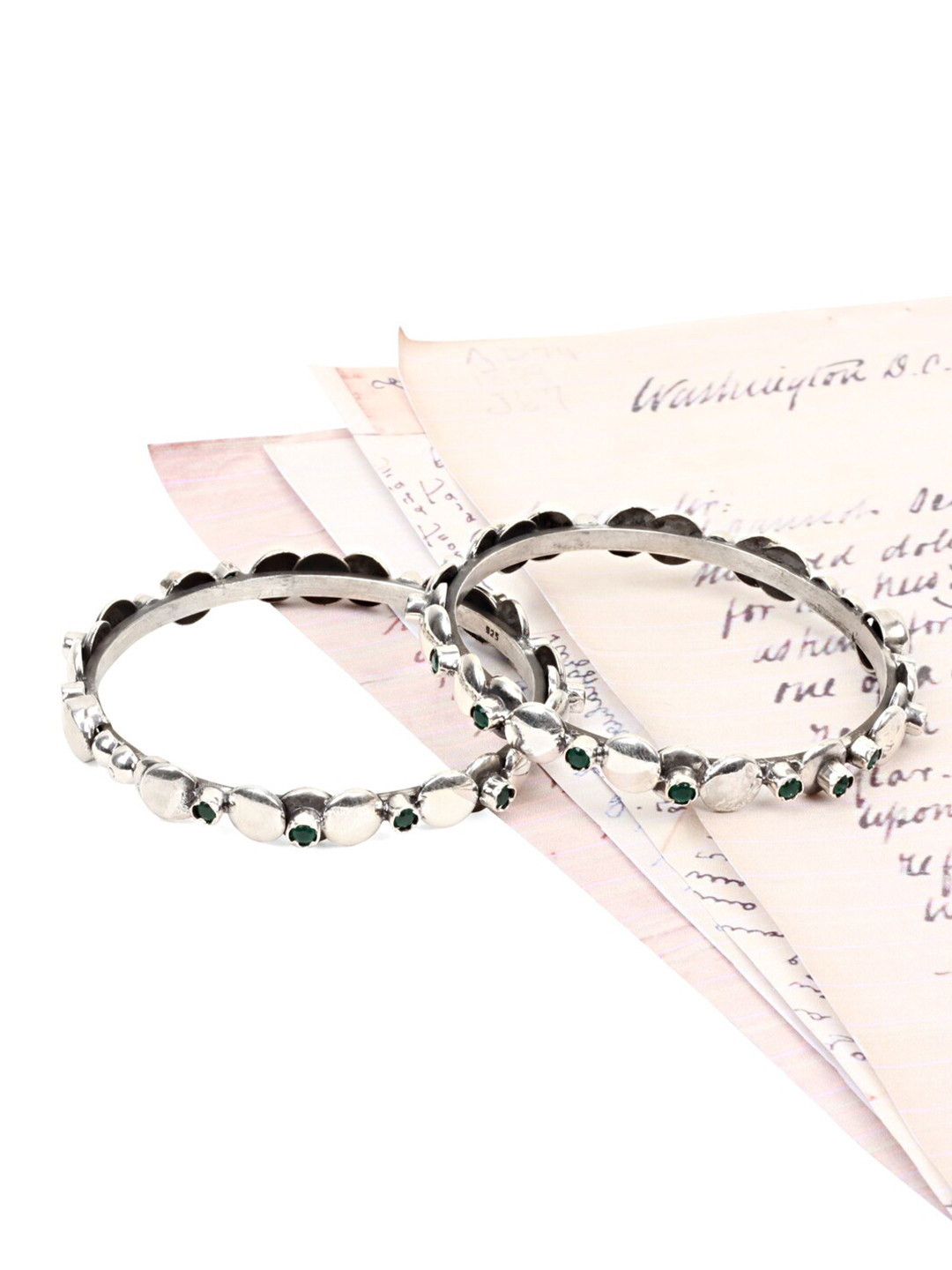 SANGEETA BOOCHRA Women Set Of 2 Silver-Toned Emerald Handcrafted Bangle-Style Bracelets