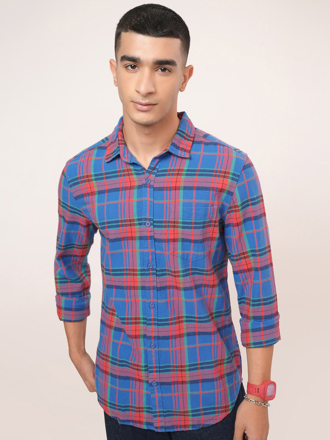 HIGHLANDER Men Blue & Pink Slim Fit Tartan Checks Opaque Checked Casual Shirt