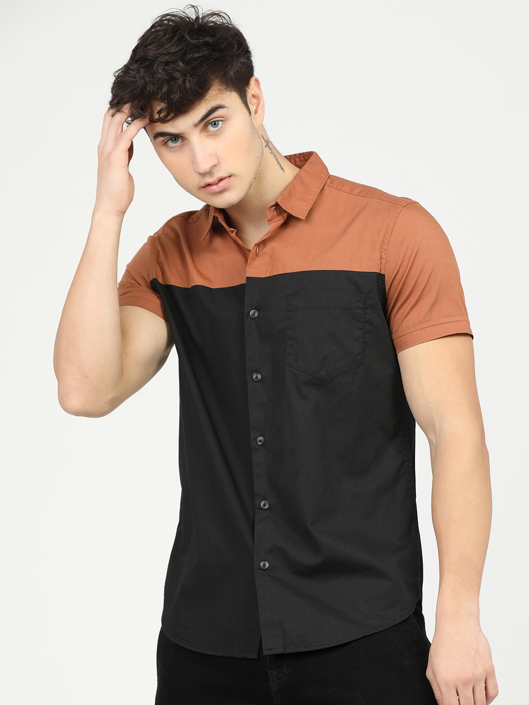 HIGHLANDER Colorblocked Slim Fit Casual Cotton Shirt