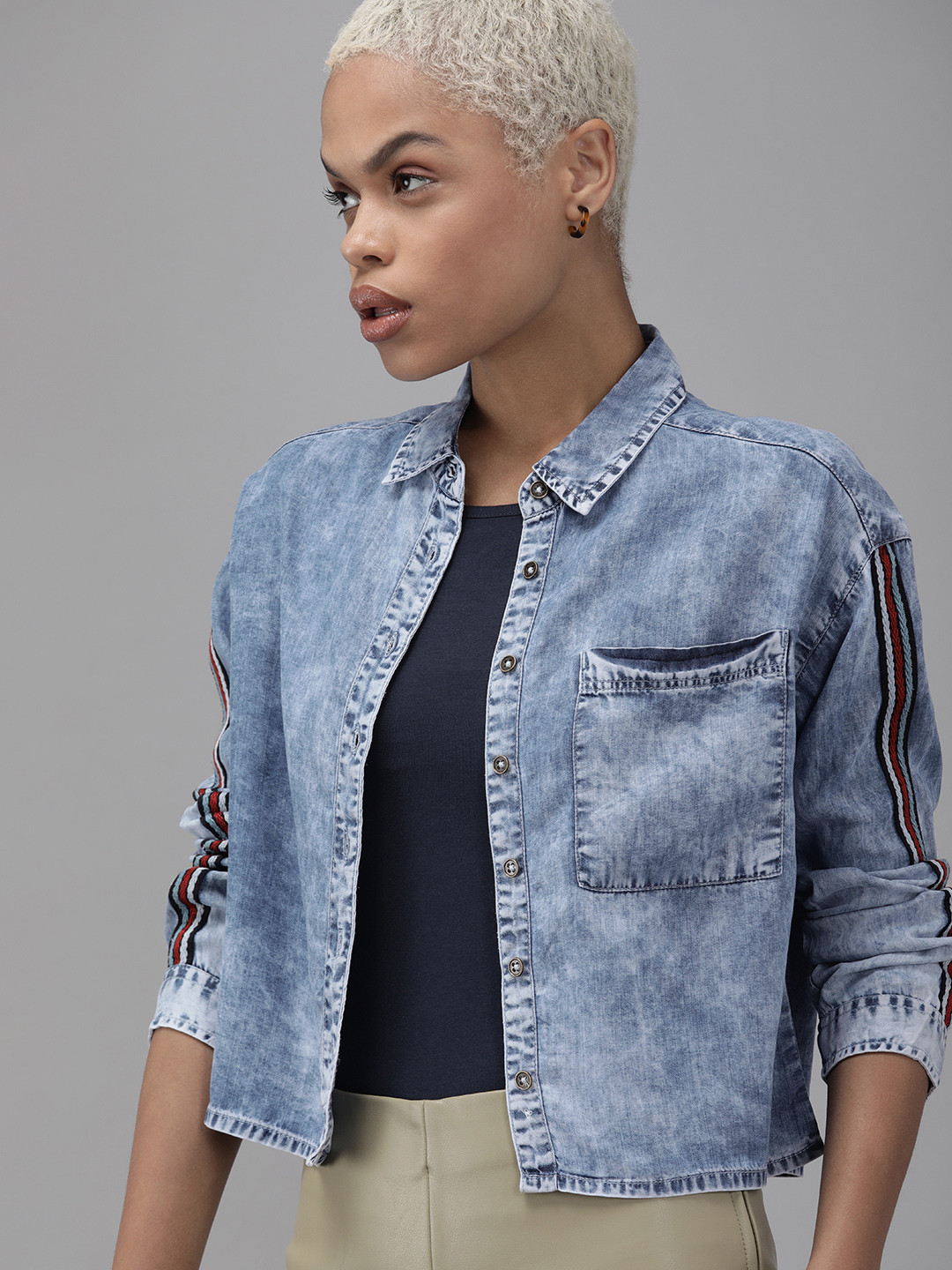 The Roadster Lifestyle Co Women Blue Solid Pure Cotton Crop Denim Casual Shirt With Side Stripes