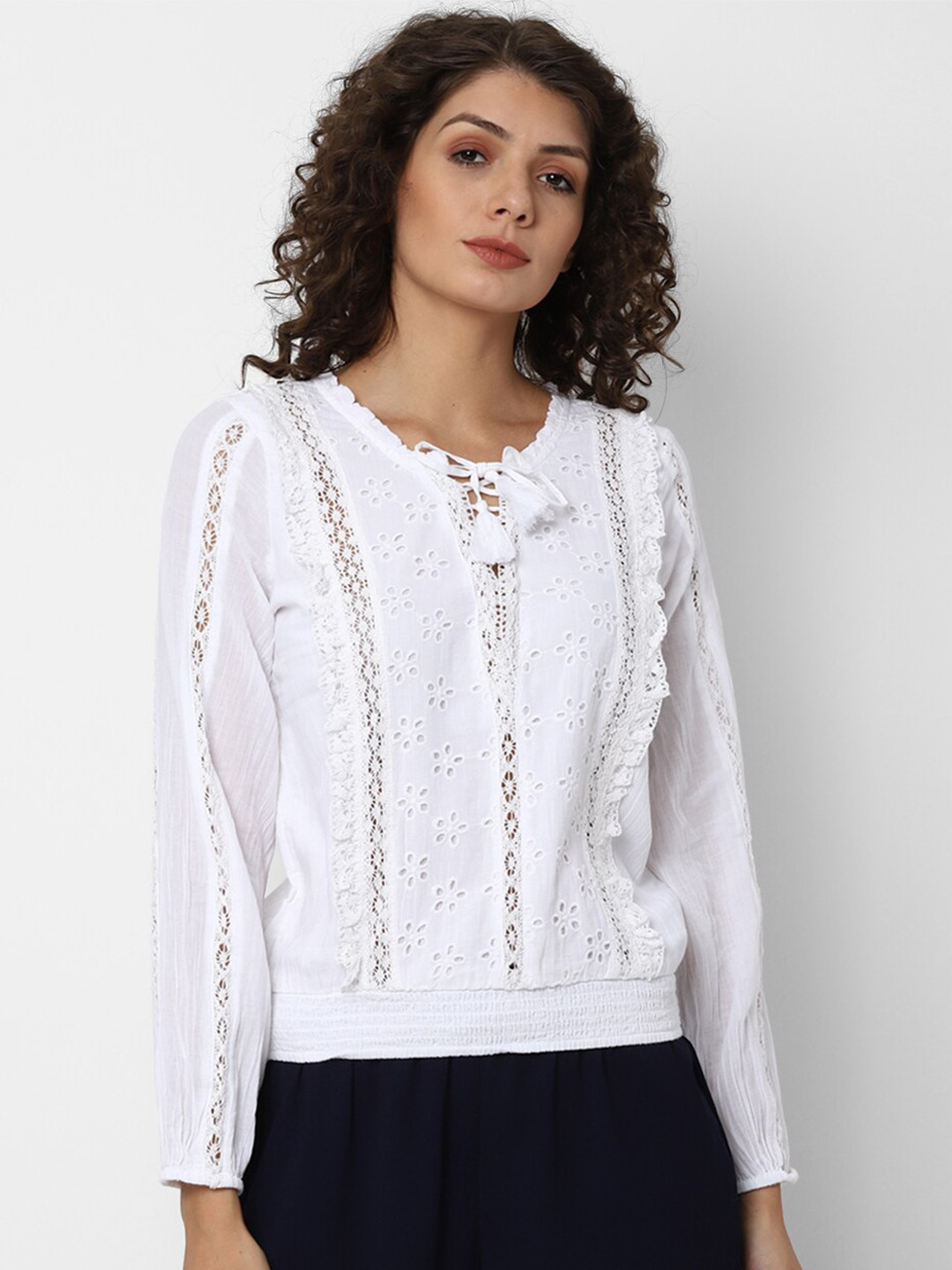 AMERICAN EAGLE OUTFITTERS White Tie-Up Neck Pure Cotton Regular Top