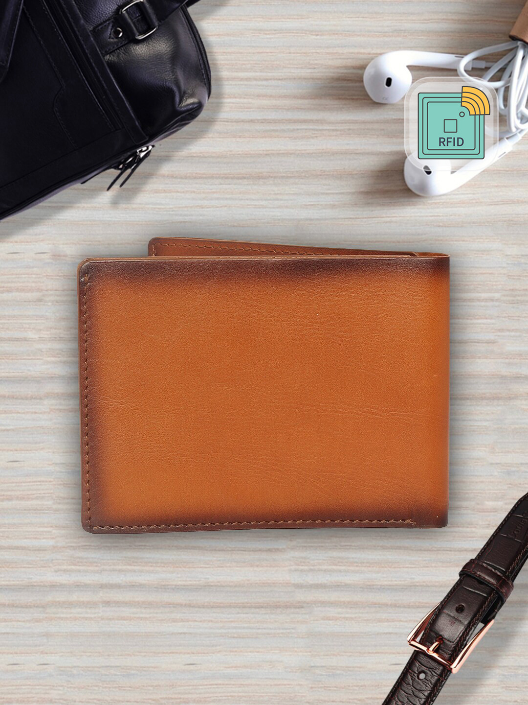 LOUIS STITCH Men Tan Textured Leather Two Fold Wallet