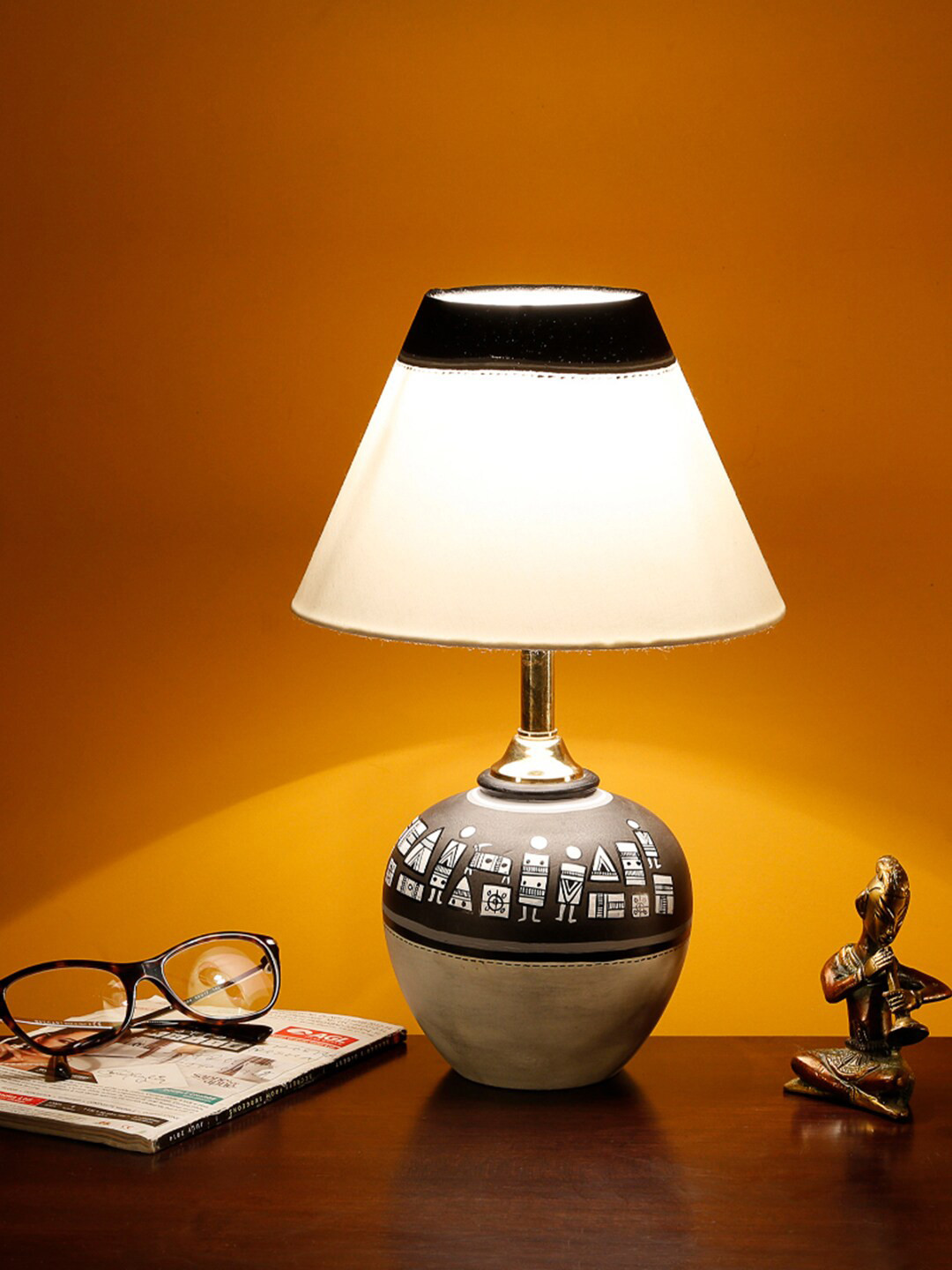 AAKRITI ART CREATIONS White & Black Earthen Handcrafted Terracotta Table Lamp