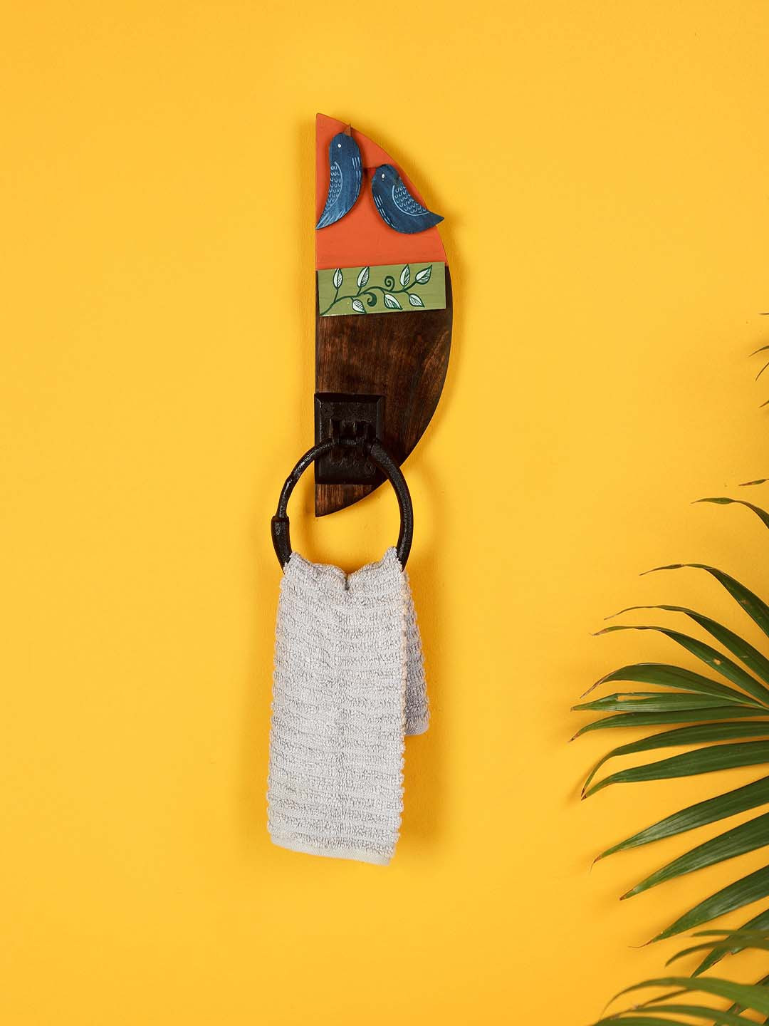 AAKRITI ART CREATIONS Multicoloured Love Birds Towel Hanger