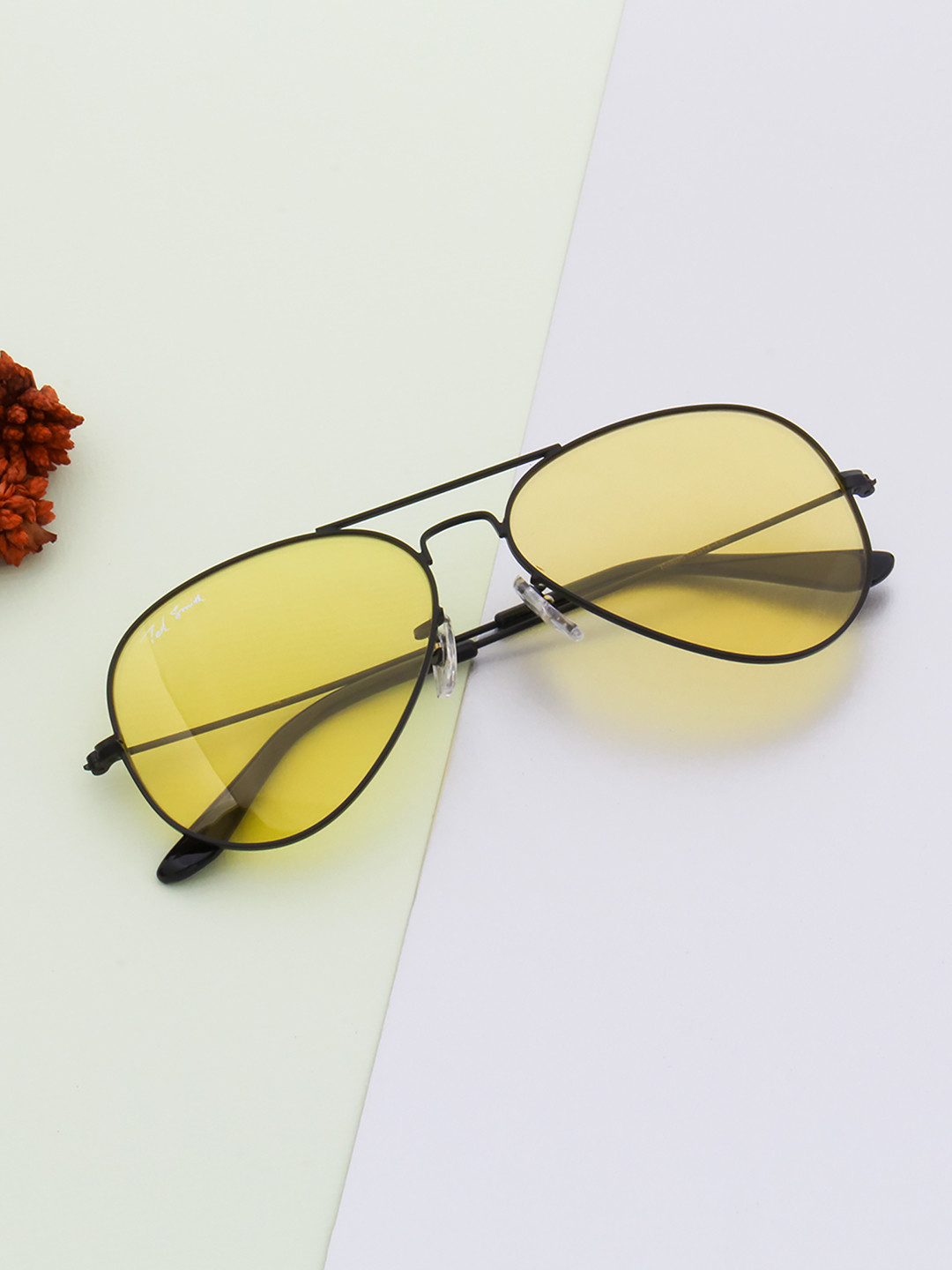Ted Smith Unisex Yellow Lens & Black Aviator Sunglasses with UV Protected Lens AVIMAST_C27