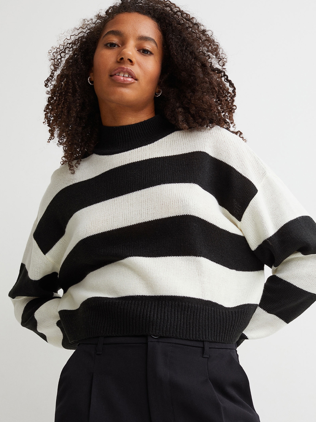 Buy H&M Women White & Black Acrylic Jumper - Sweaters for Women 15809062