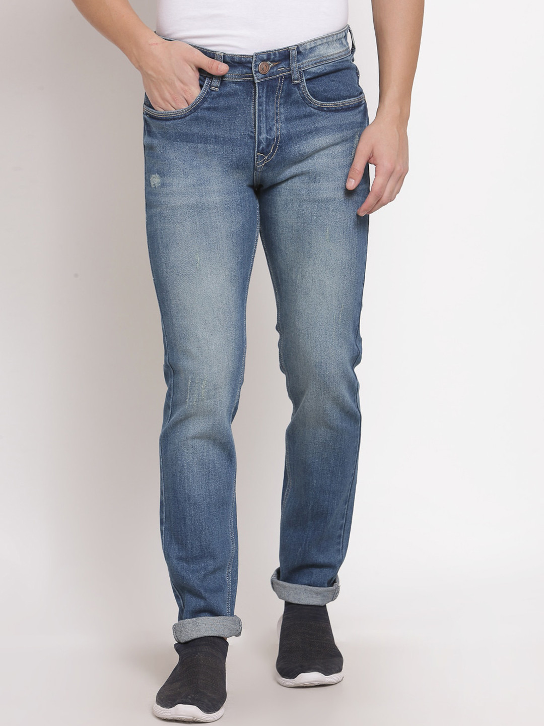 FEVER Men Blue Slim Fit Low Distress Light Fade Stretchable Jeans
