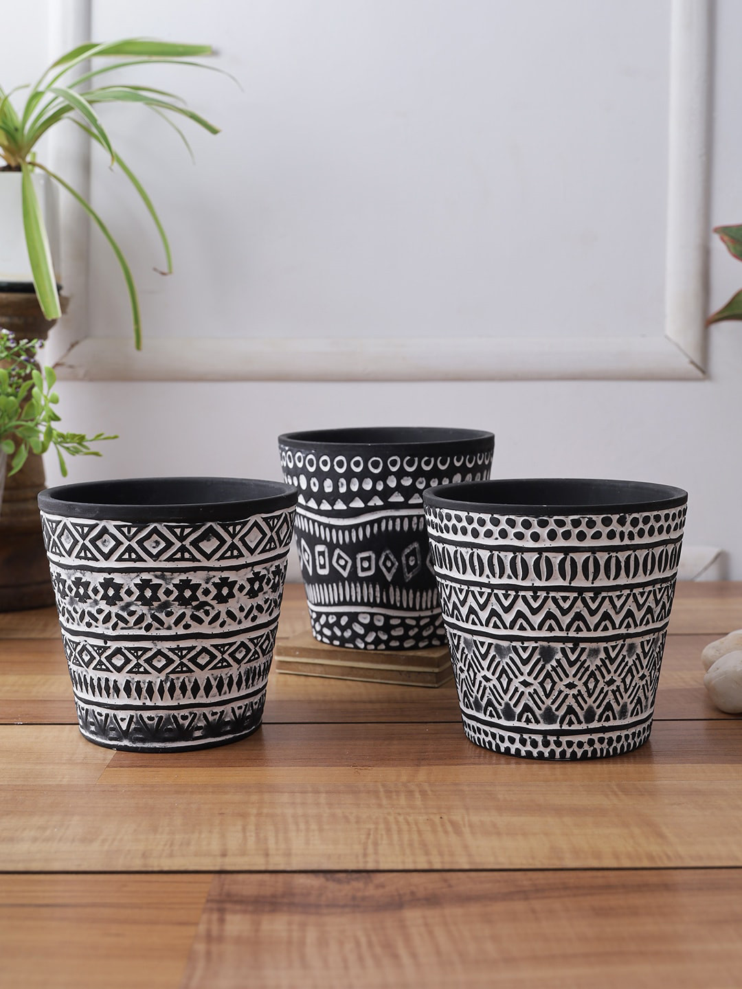 TAYHAA Set Of 3 Black & White Tribal Ceramic Planters