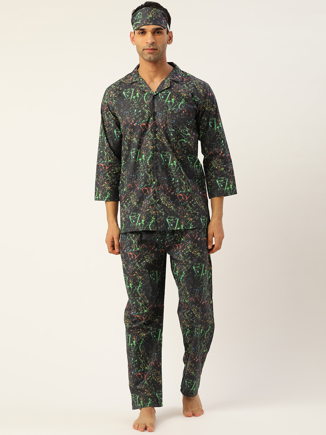 Rapra The Label Men Black & Multicoloured Printed Night suit