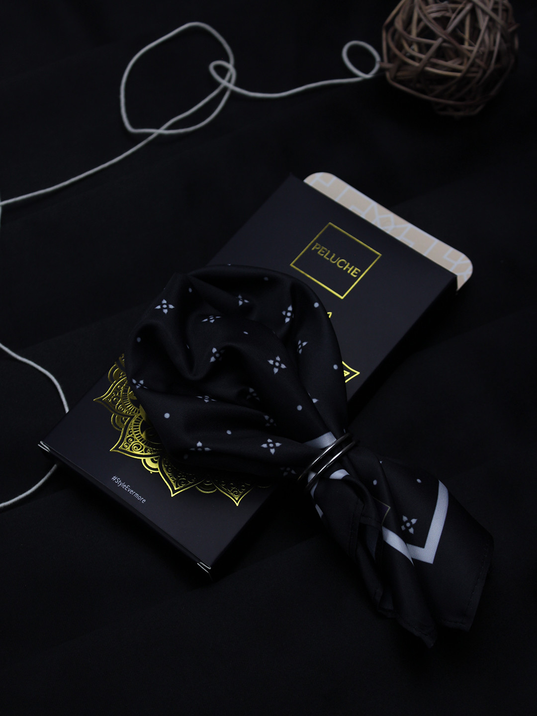 PELUCHE Men Floral Pocket Square