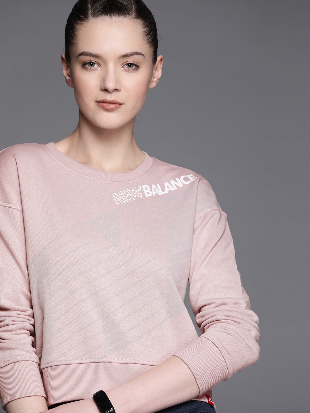 New balance 2025 sweatshirt womens