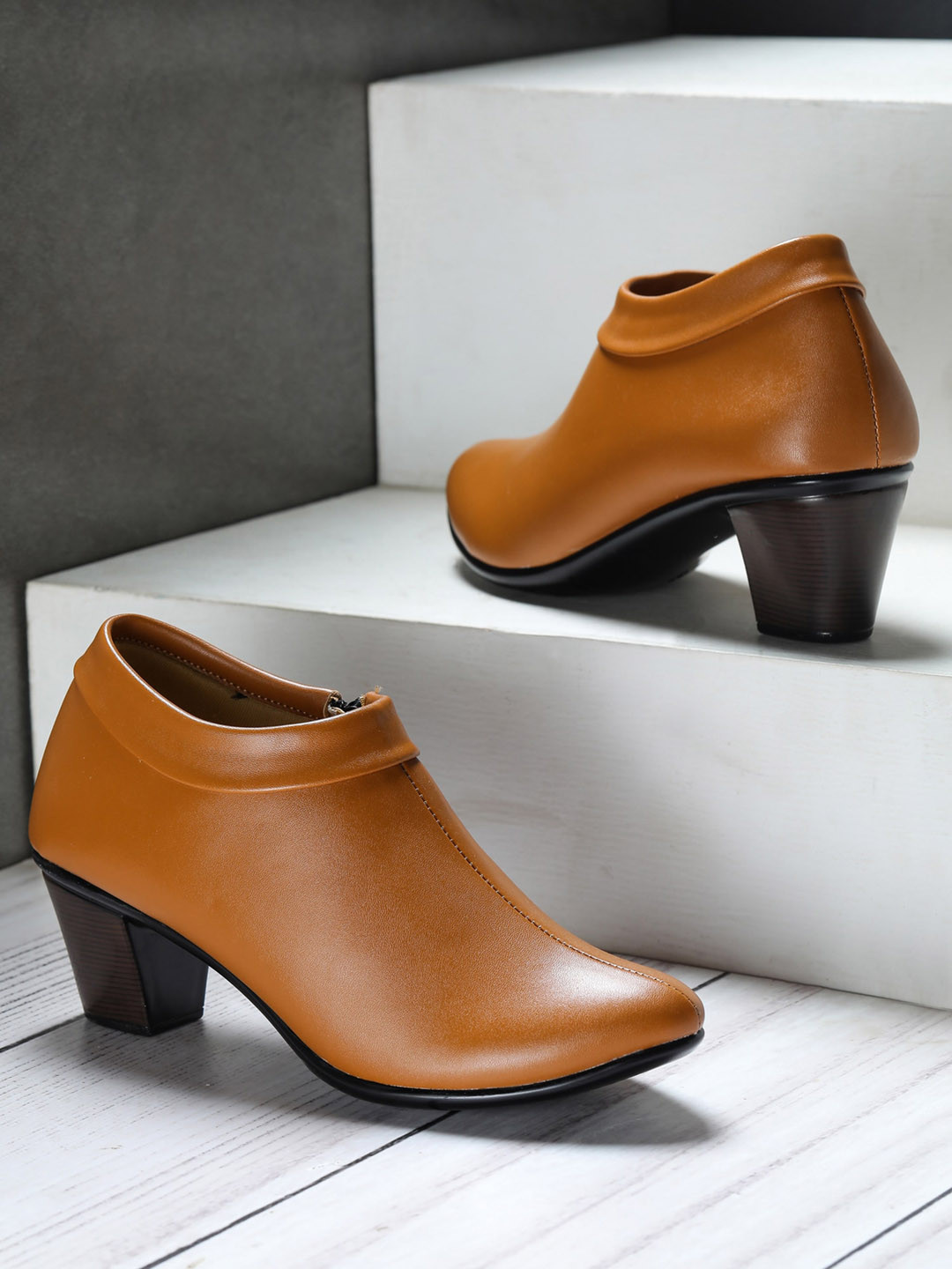 Shezone Camel Brown Block Heeled Boots