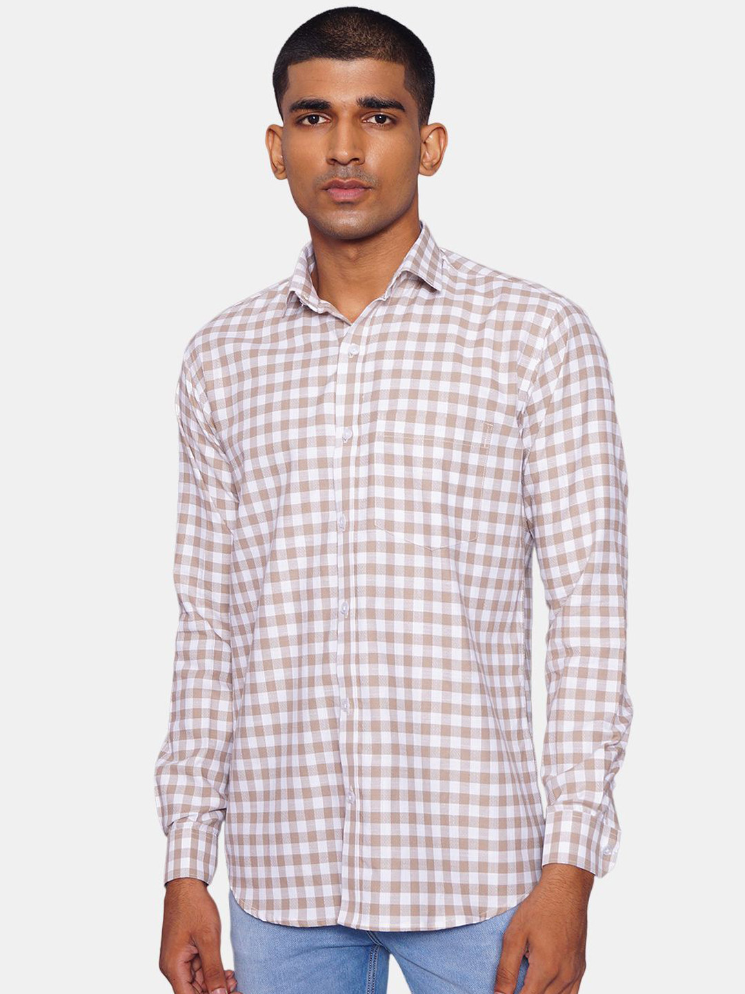 Wintage Men Brown & White Gingham Checks Opaque Pure Cotton Casual Shirt