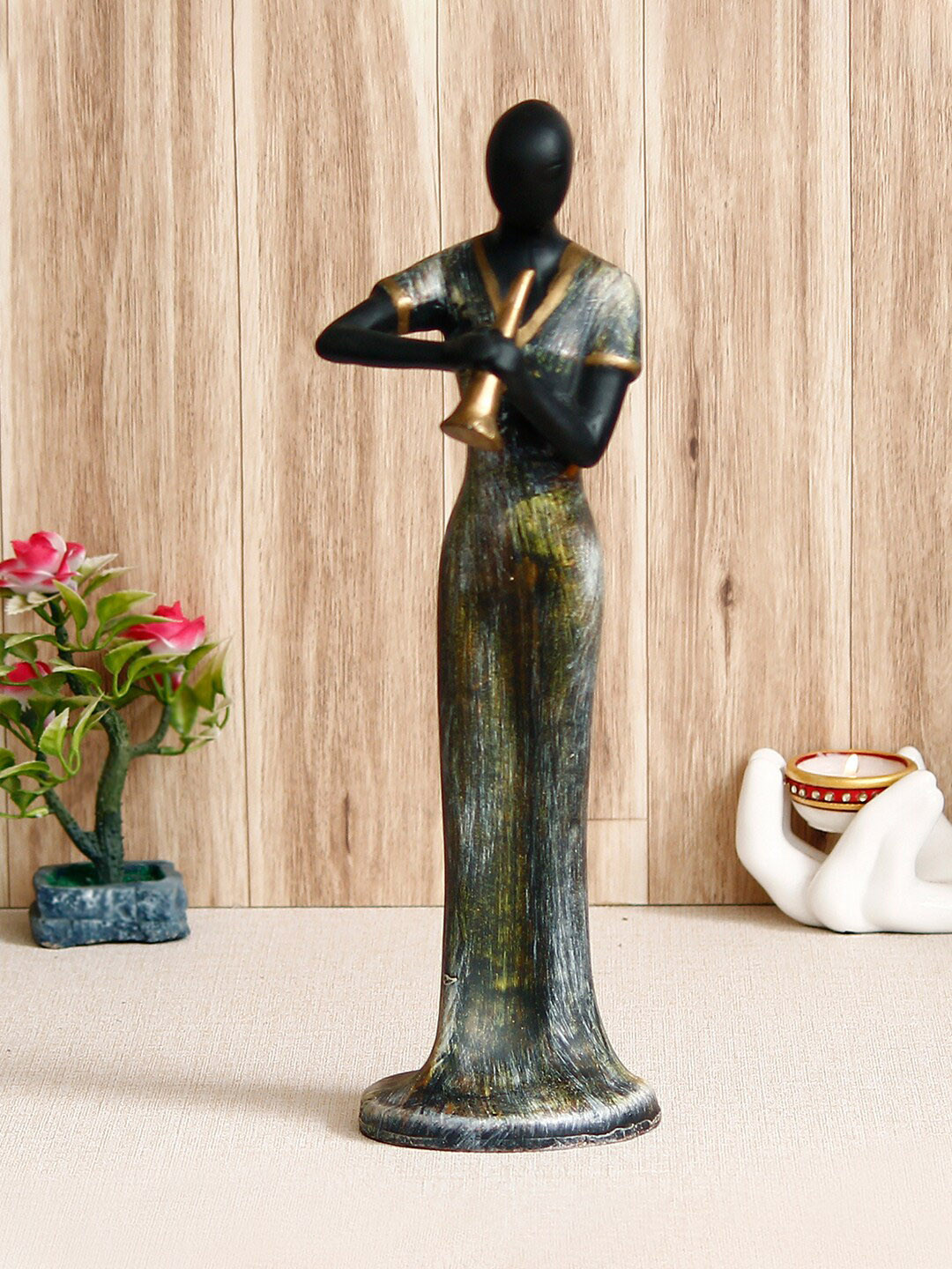 eCraftIndia Antique Finish Lady Playing Clarinet Musical instrument Grey Polyresin Matte Living Room Music Medium Showpiece - 5.4 Inches