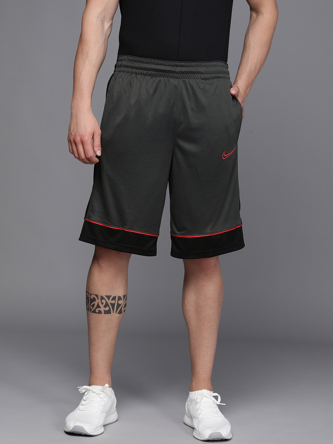 Nike Men Charcoal Self Design Mid Rise FASTBREAK Sports Shorts