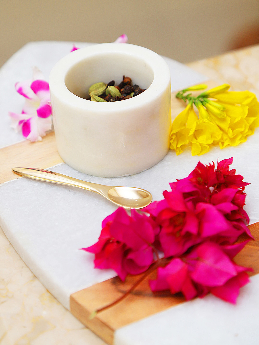 NikkisPride White 2 Pcs Marble Salt & Pepper Cellar Box With Spoon