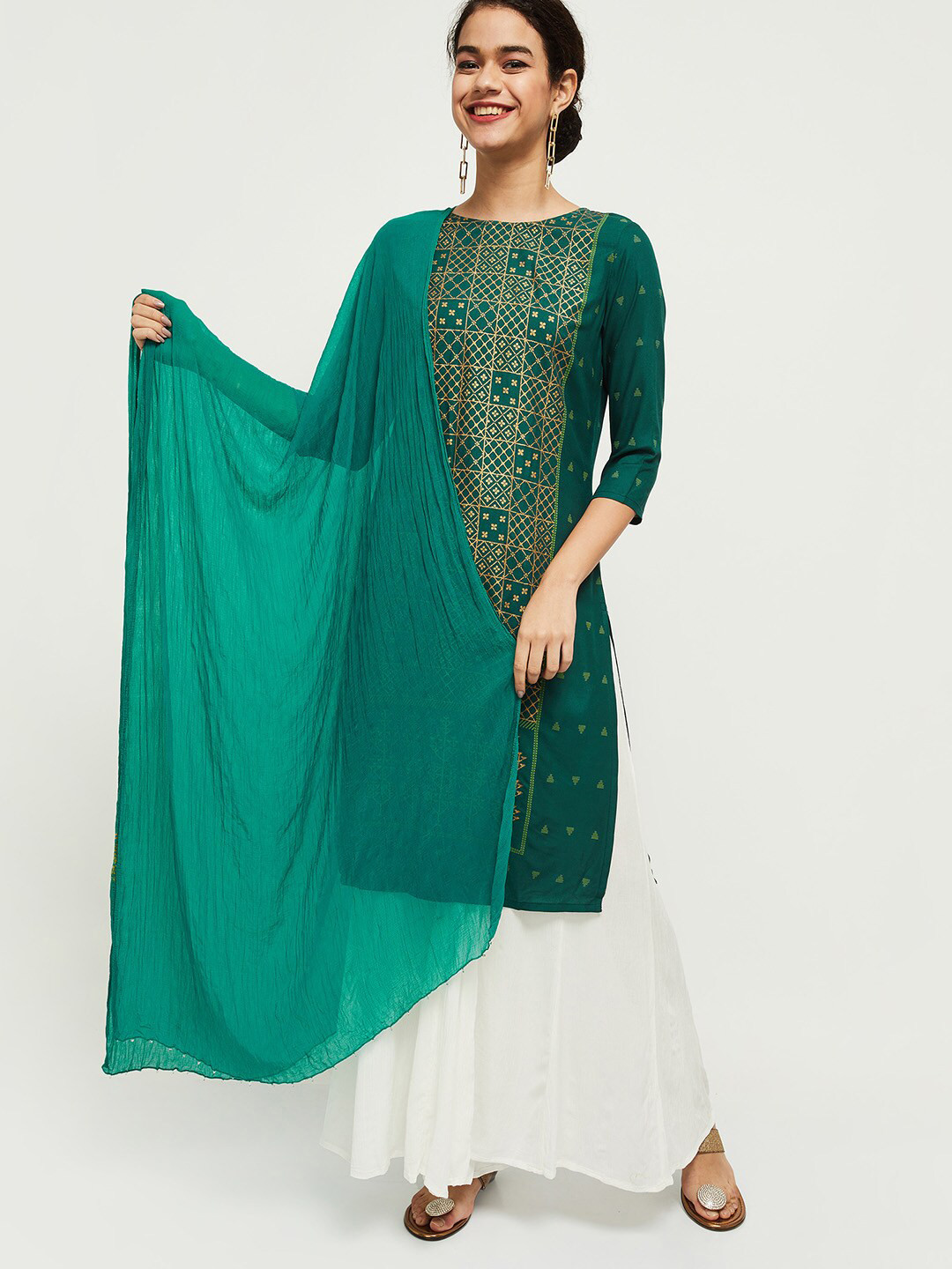 max Woman Green Dupatta