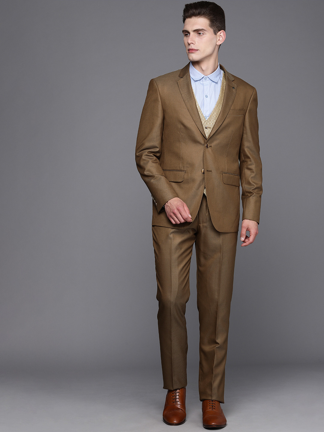 Louis Philippe Men Brown Solid Single-Breaster Slim Fit Suit