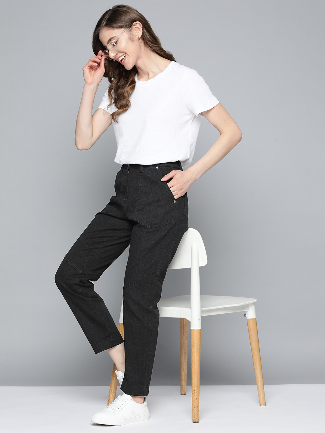 Mast & Harbour Women Black High-Rise Light Fade Stretchable Jeans