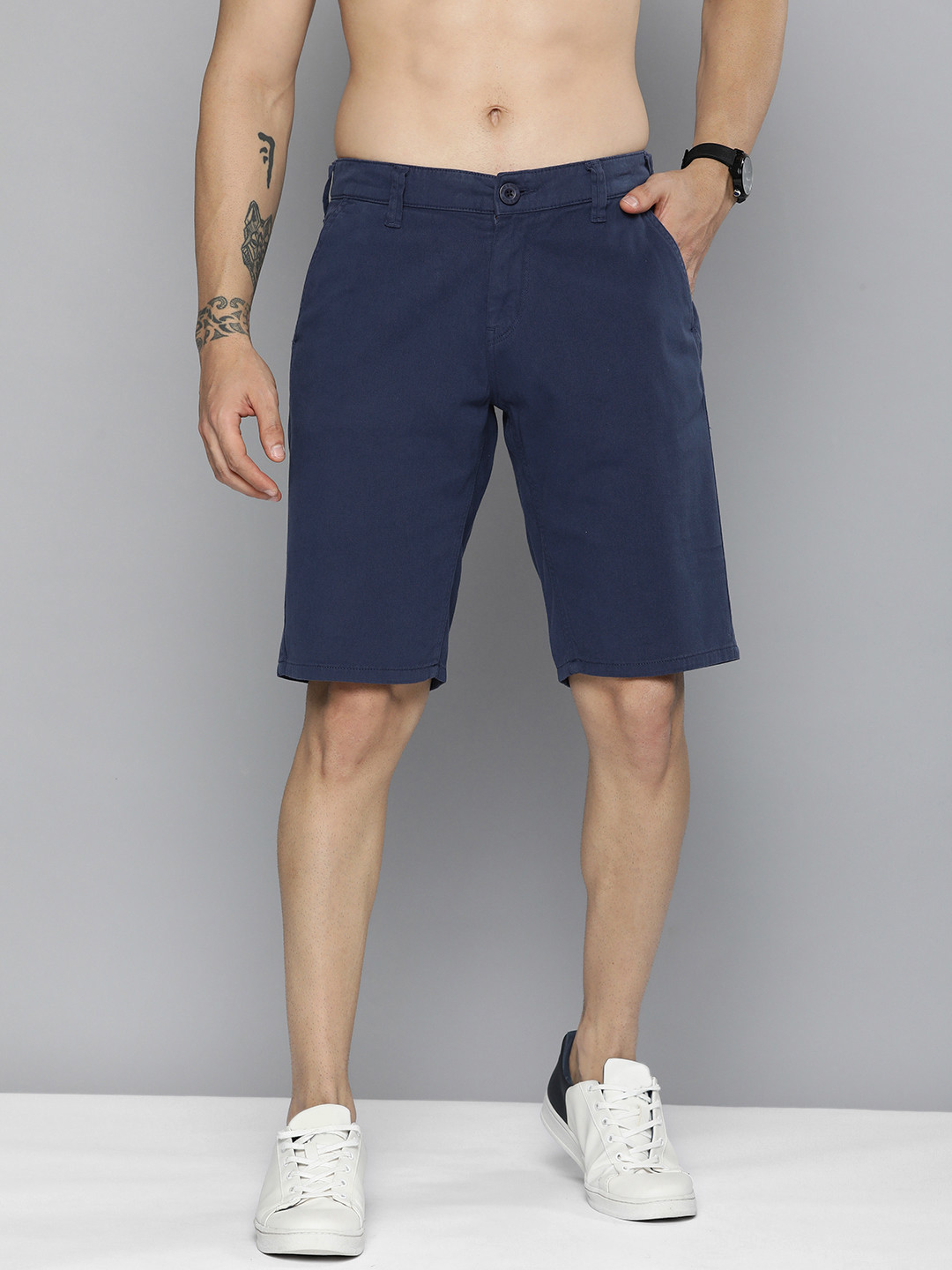 HERE&NOW Men Blue Solid Slim Fit Mid-Rise Regular Shorts