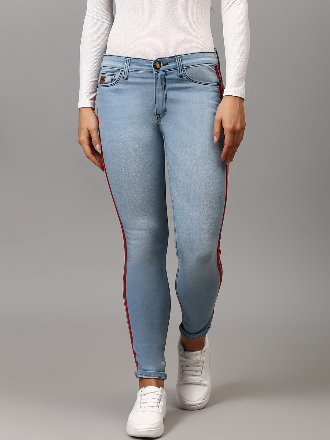 Campus Sutra Women Blue Skinny Fit Light Fade Stretchable Jeans