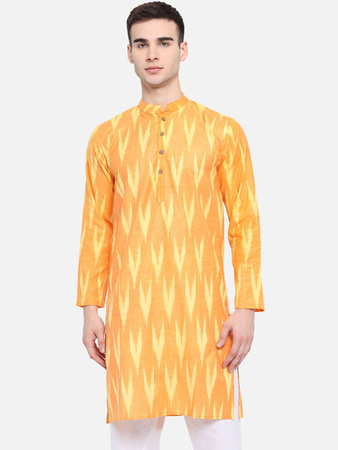 Vastraa Fusion Men Orange & White Ikkat Printed Cotton Kurta