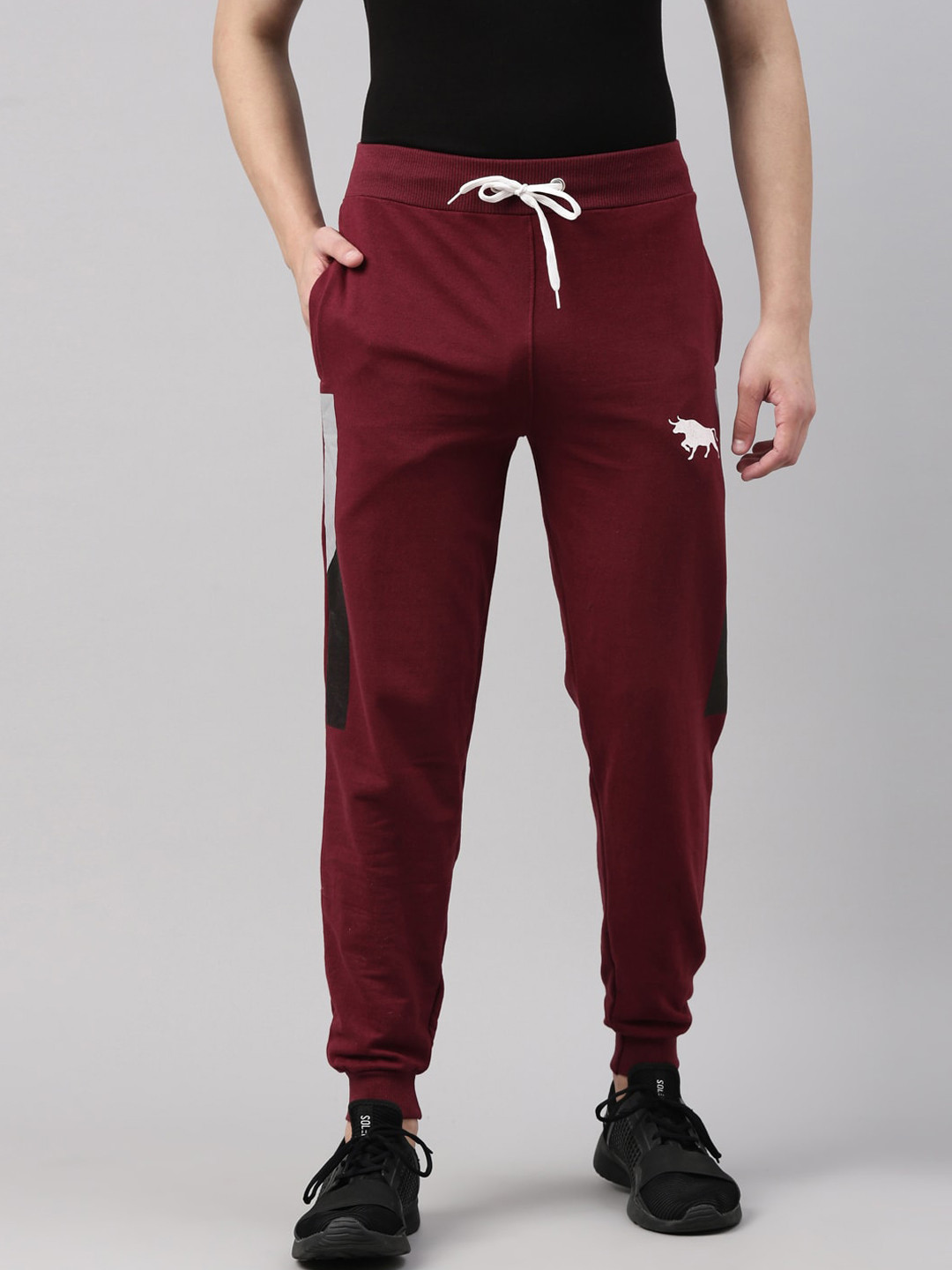 Bushirt Men Maroon Solid Pure Cotton Joggers