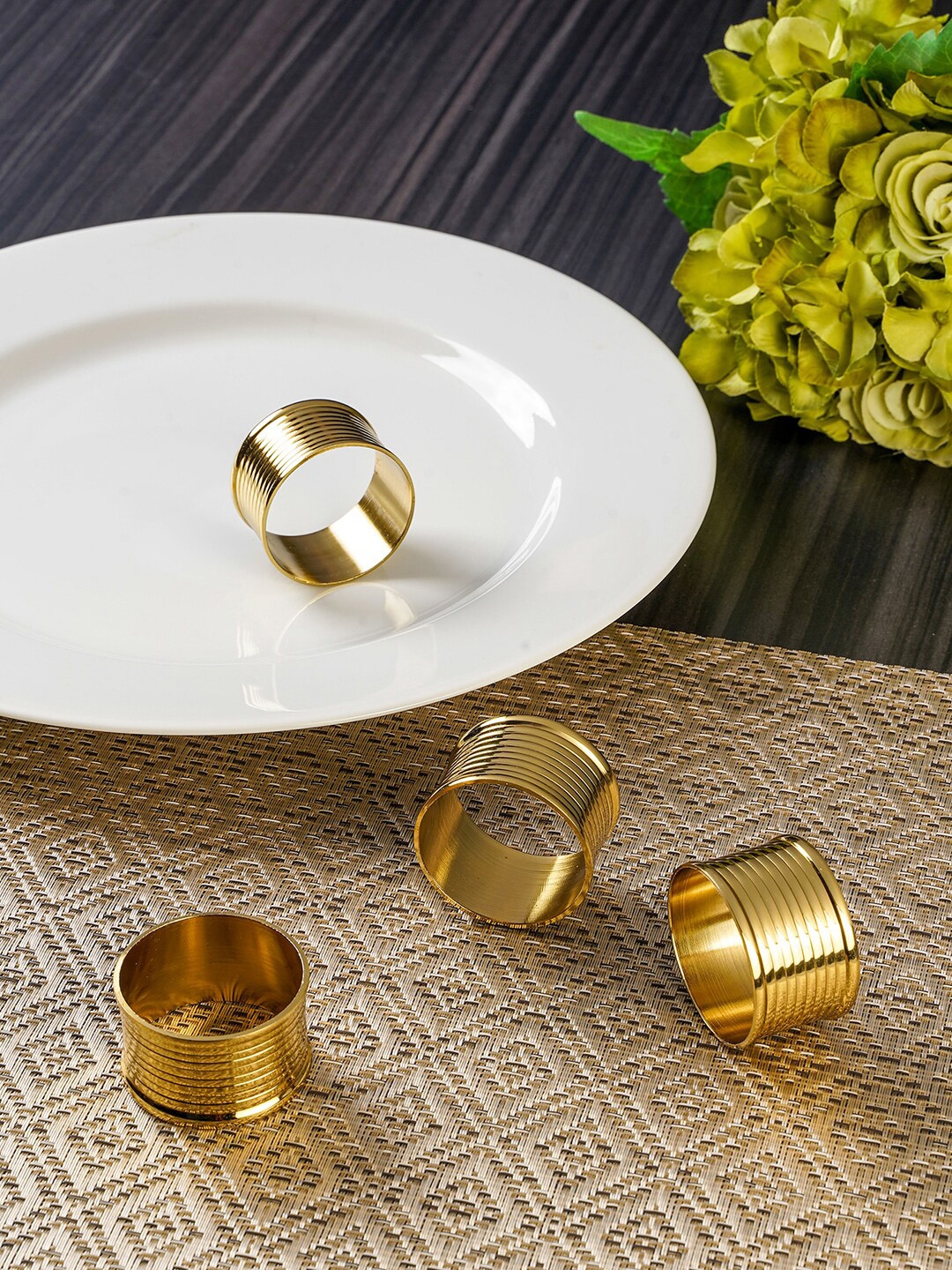 Pure Home and Living Set of 4 Gold-Toned Brass Napkin Rings