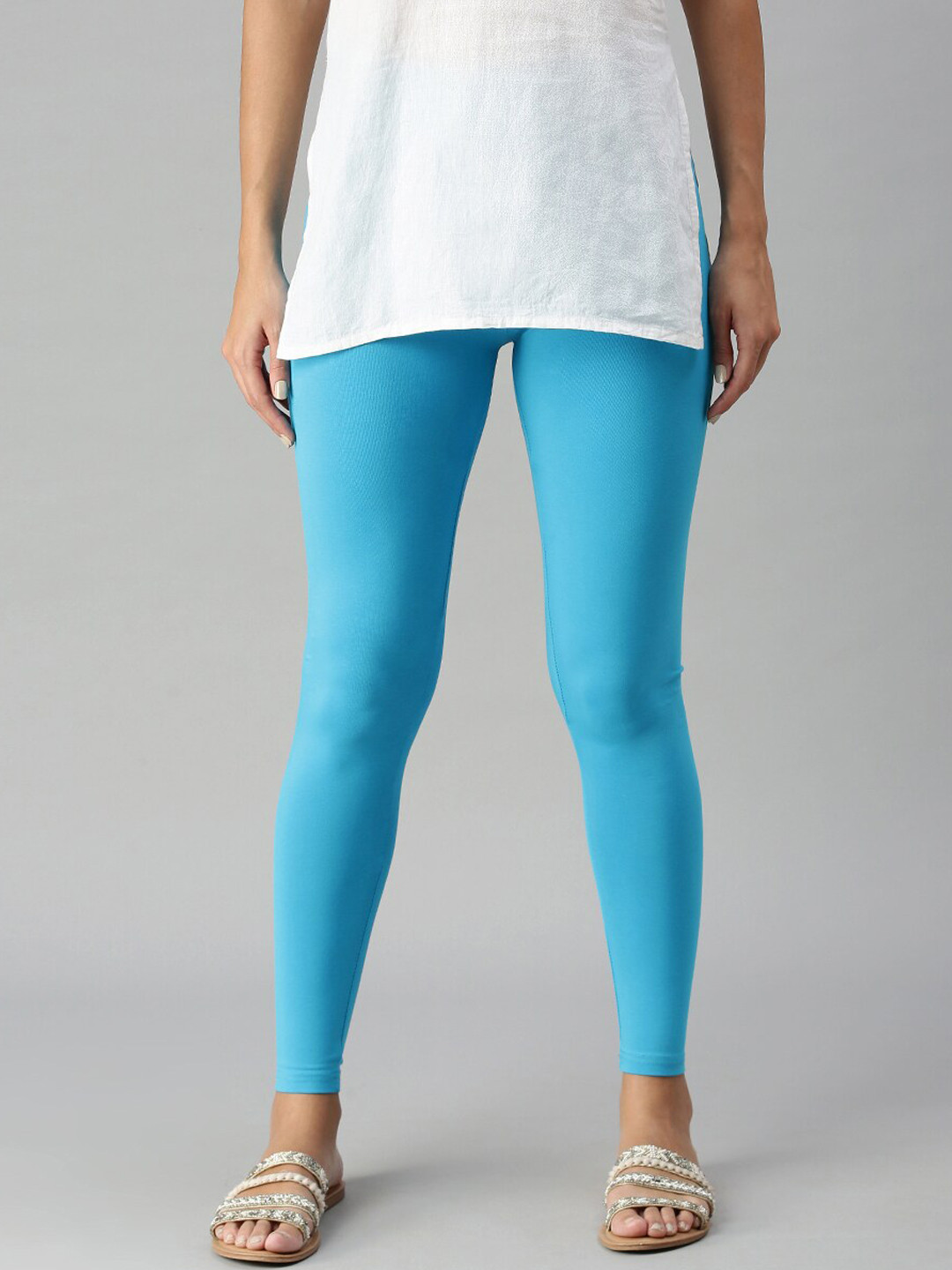 De Moza Women Light Blue Solid Ankle-Length Leggings