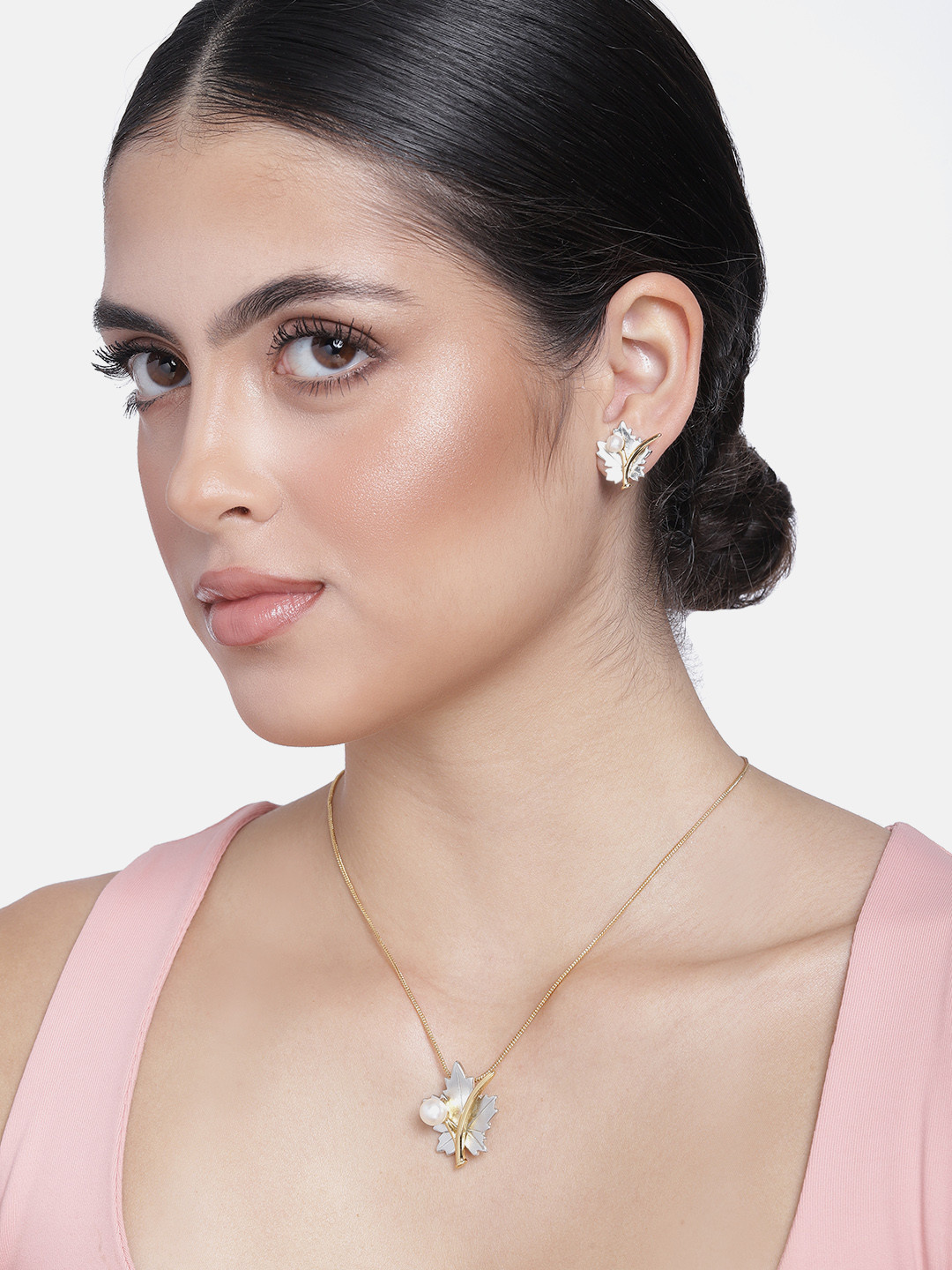 Estele Women Gold & Rhodium Plated Maple Leaf Pearl Necklace Set