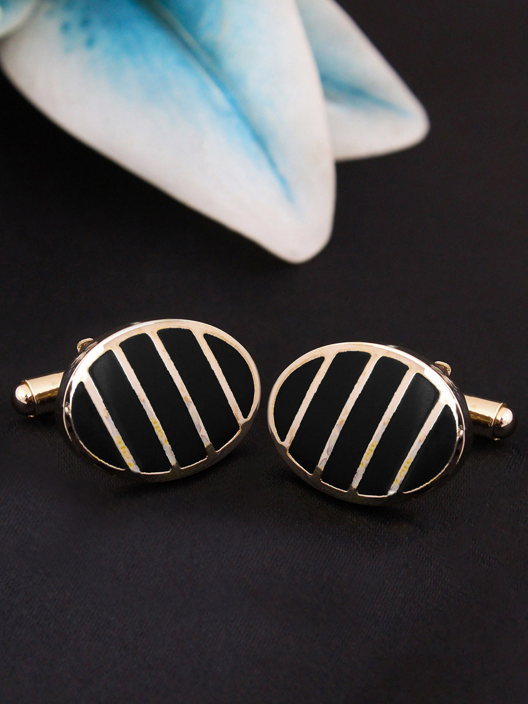 Kavove Gold-Toned & Black The Stunning Crest Cufflink