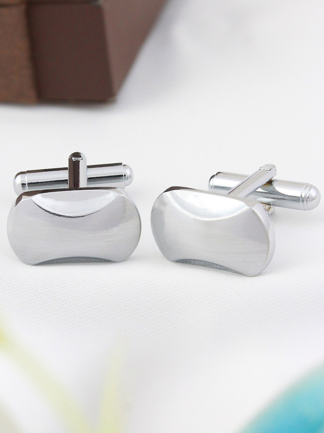Kavove Silver-Toned Cufflink