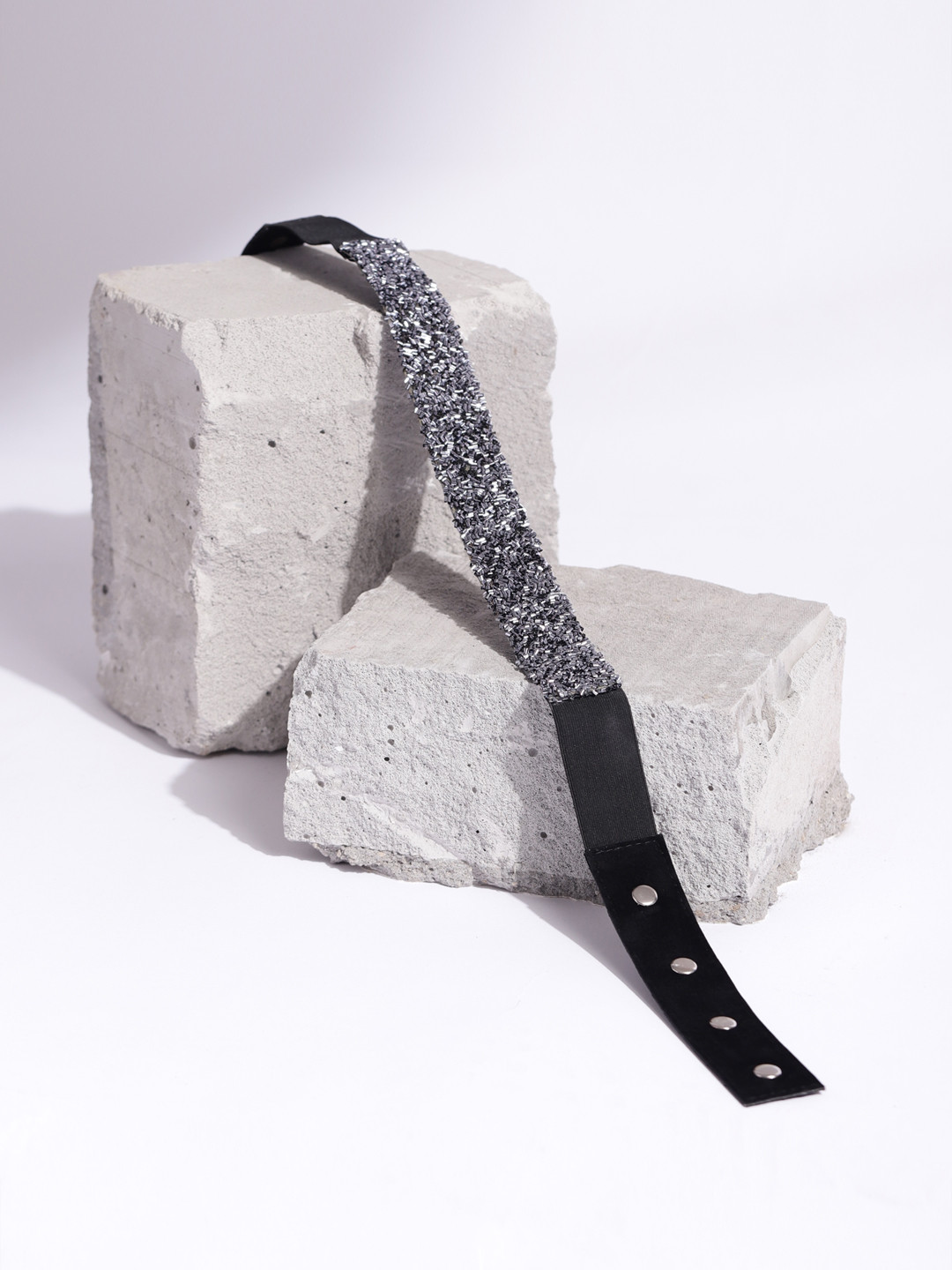 DEEBACO Women Silver Embellished Elasticated Belt