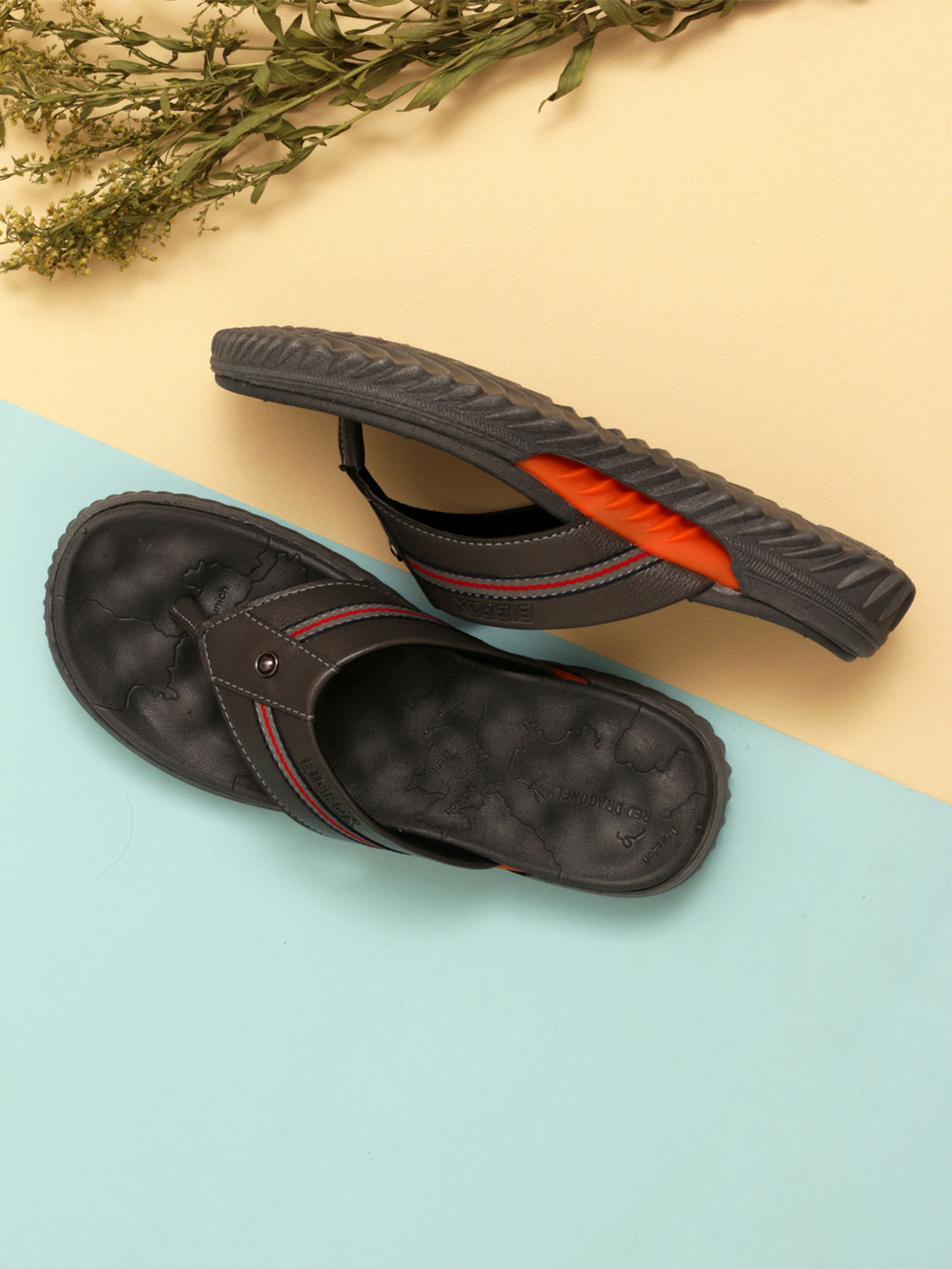 Big Fox Men Grey & Red Slip-On